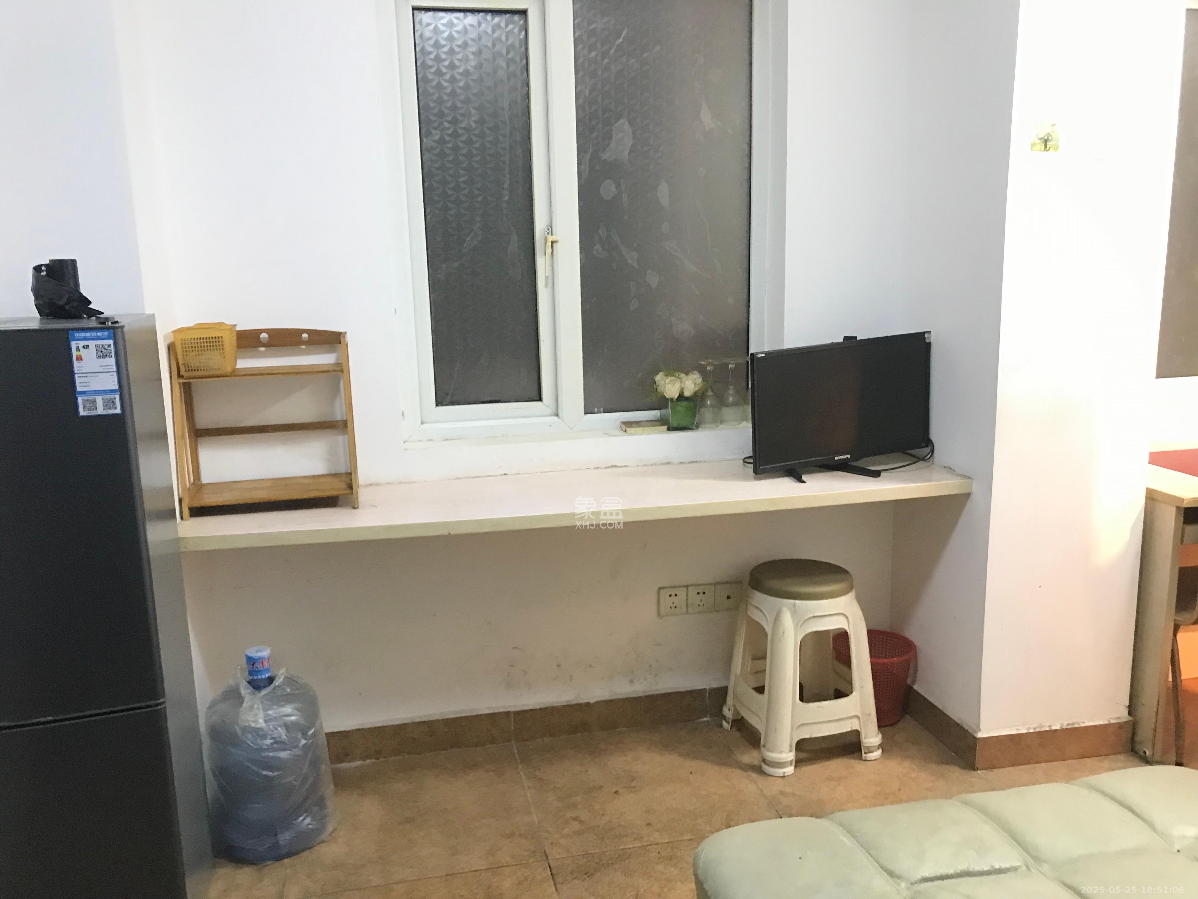 新长海广场 1室1厅1卫 1000.0元/月 新长海广场 1室1厅1卫 1000.0元/月室内图