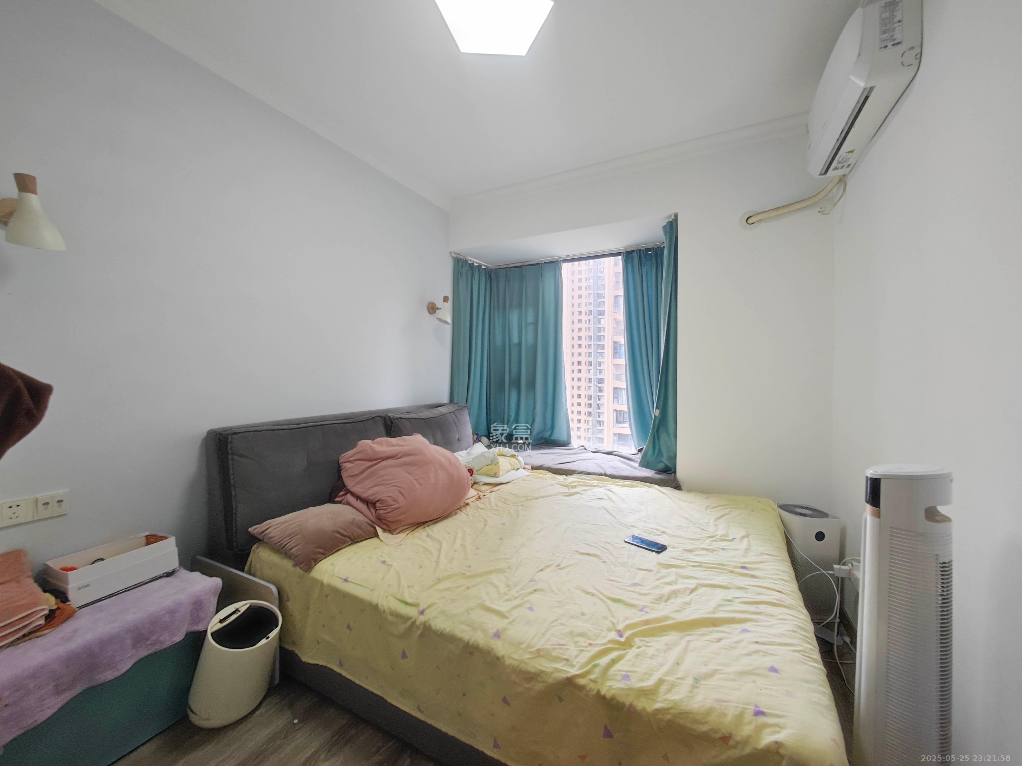 中建嘉和城  3室2厅1卫   88.00万卧室