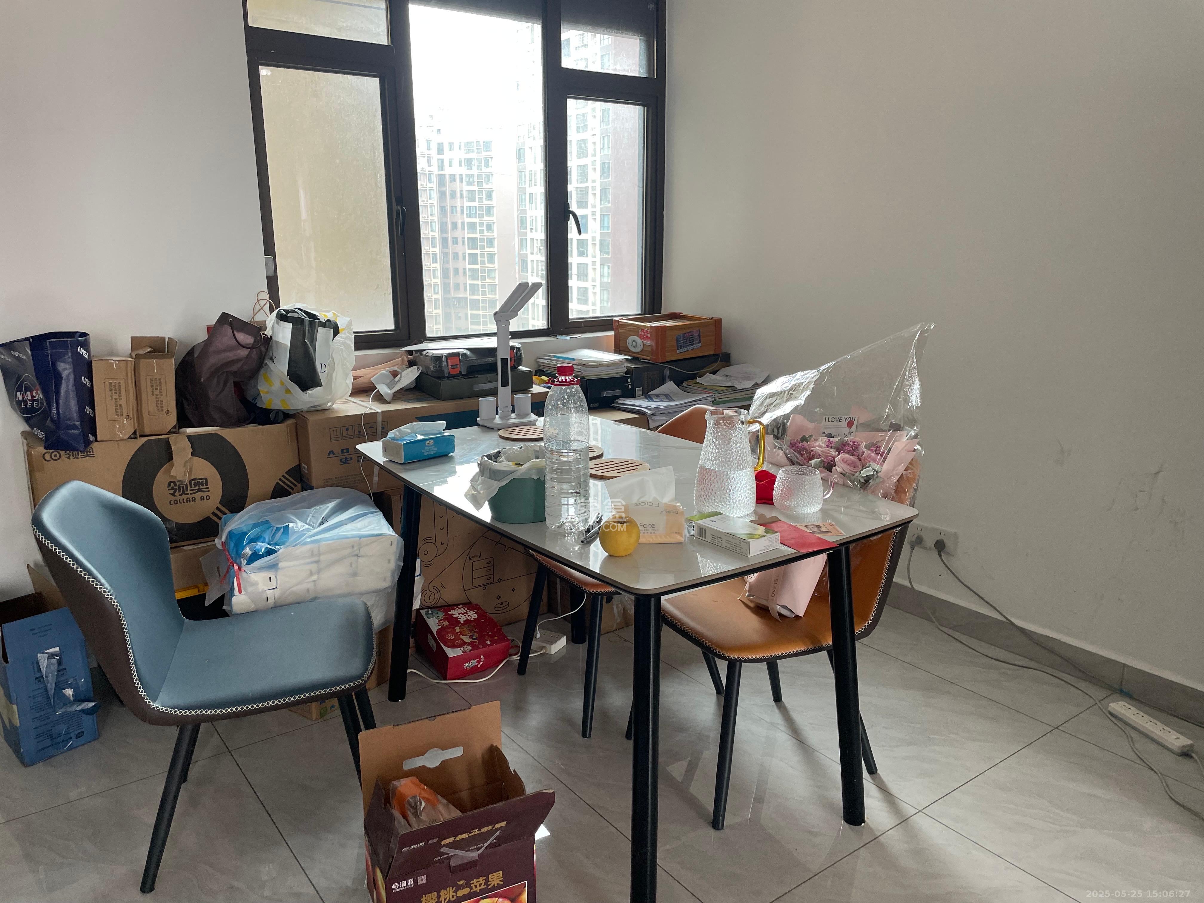 江山帝景雅典  3室2厅2卫    2800.0元/月室内图