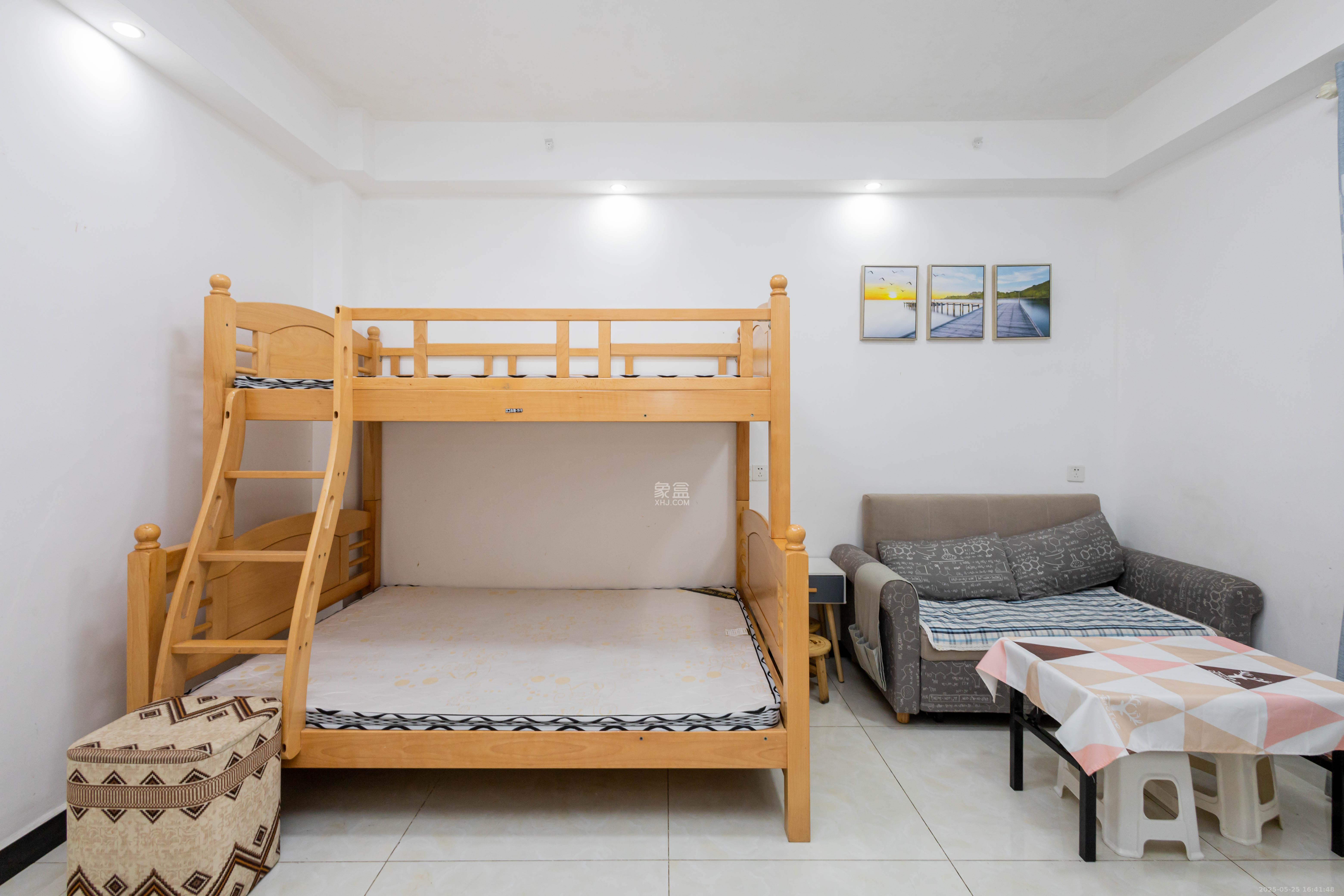 海德公园 1室1厅1卫 22.8万 海德公园 1室1厅1卫 22.8万卧室