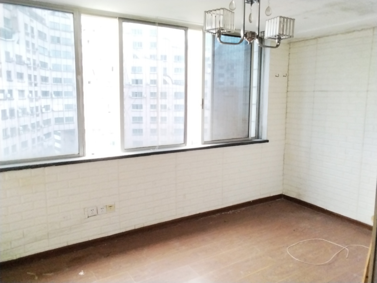 金茂大厦 3室2厅2卫 125.0万 金茂大厦 3室2厅2卫 125.0万室内图