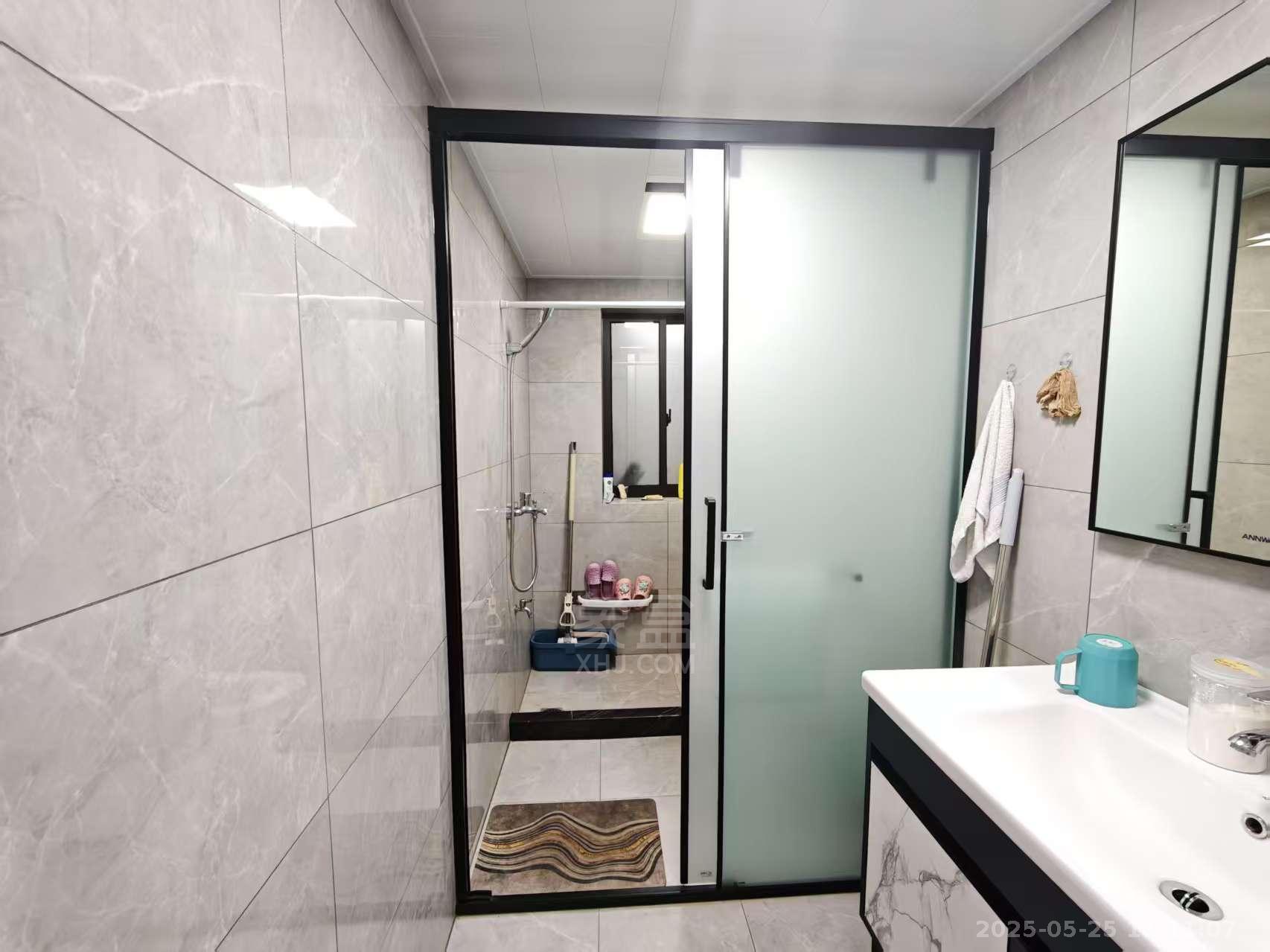 亿都时光 3室2厅1卫 2000.0元/月 亿都时光 3室2厅1卫 2000.0元/月室内图