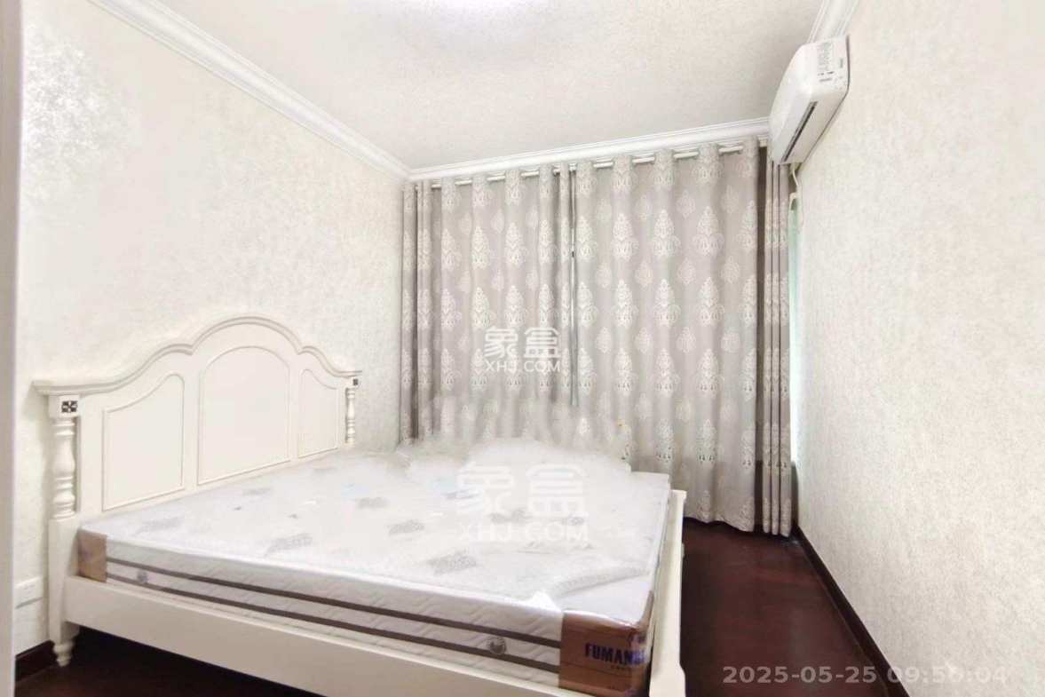 恒大城 4室2厅2卫 3200.0元/月 恒大城 4室2厅2卫 3200.0元/月室内图