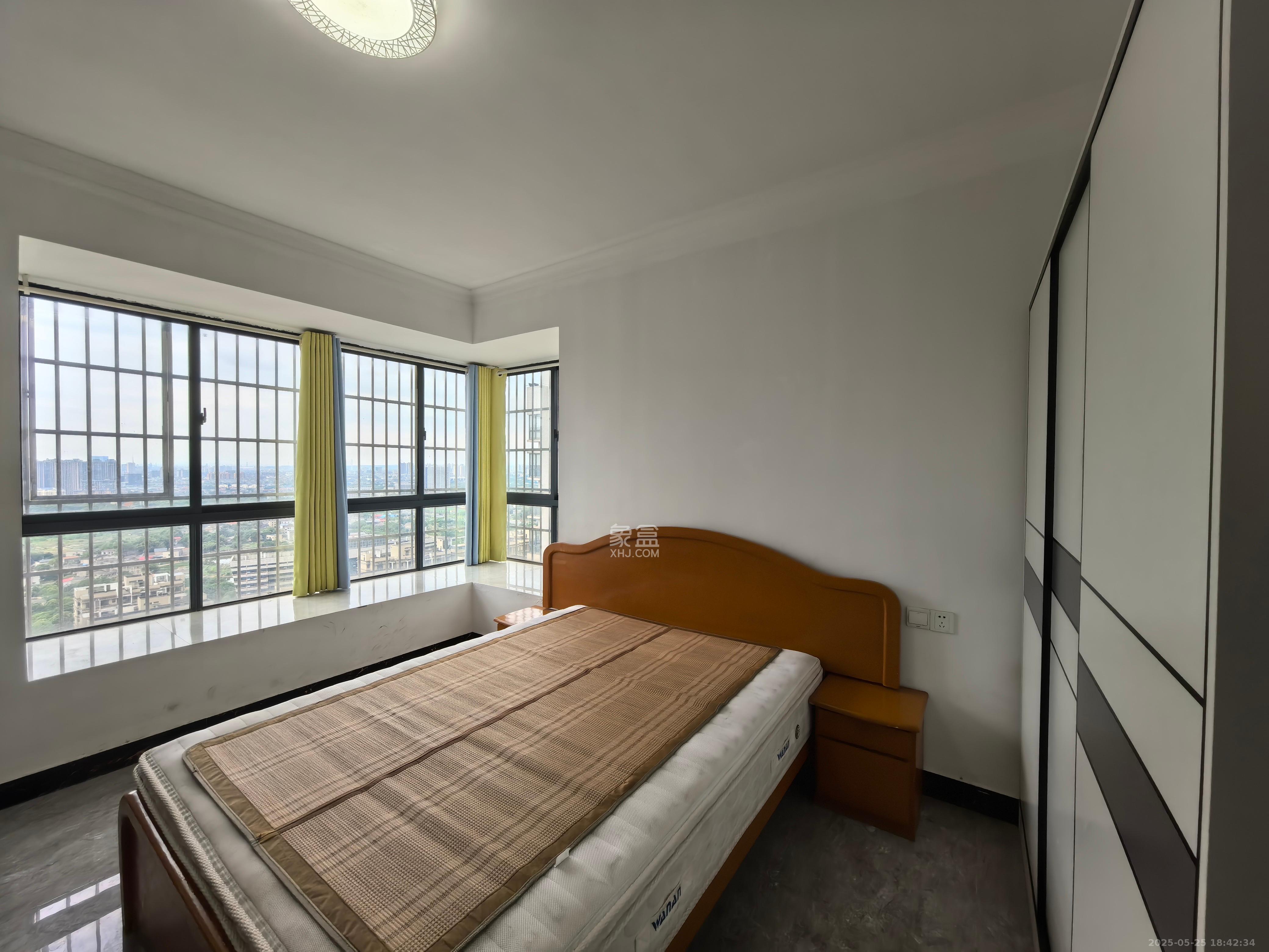 翰林居 3室2厅2卫 1600.0元/月 翰林居 3室2厅2卫 1600.0元/月室内图