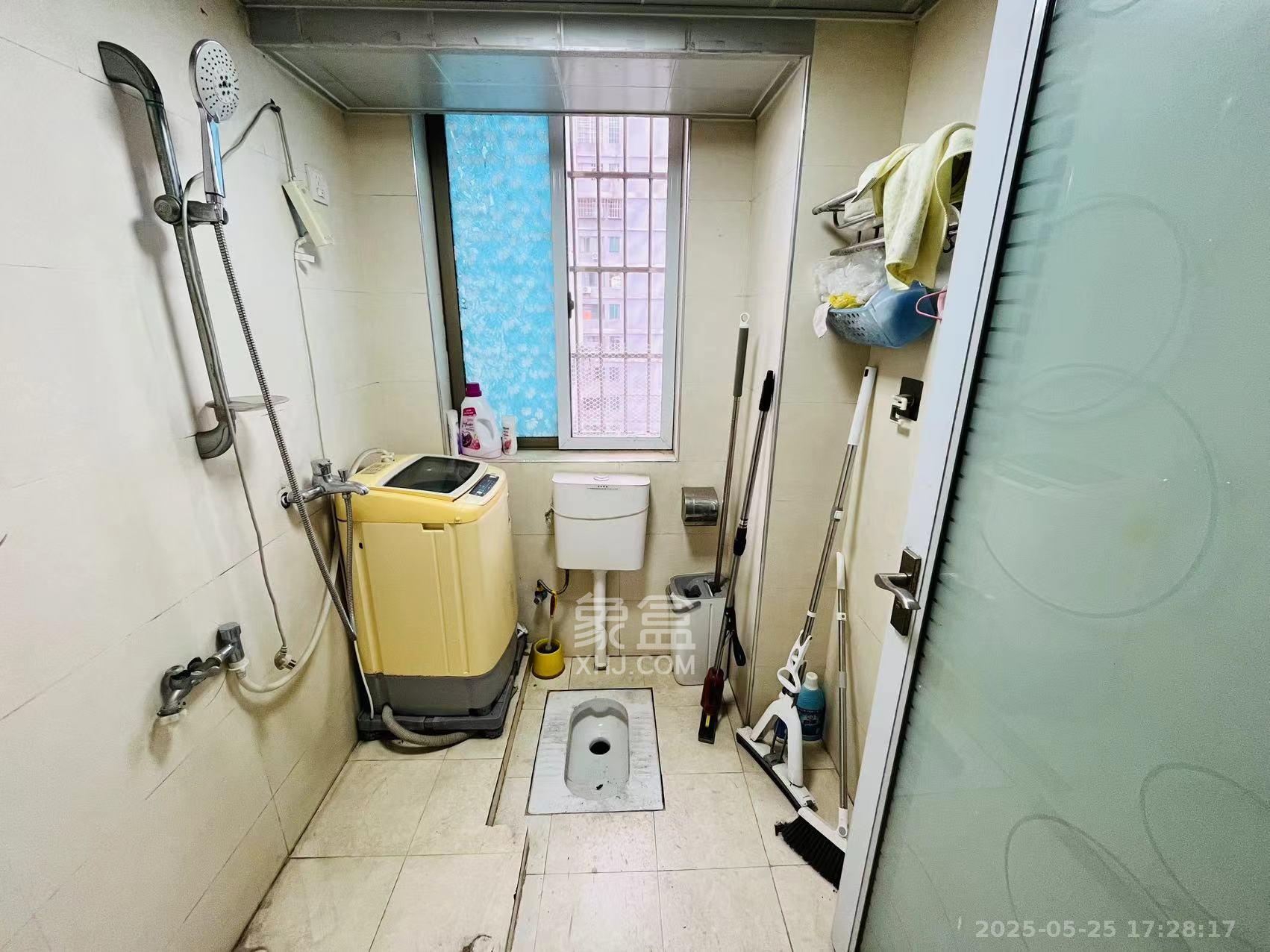 香颂国际 3室2厅2卫 2600.0元/月 香颂国际 3室2厅2卫 2600.0元/月室内图