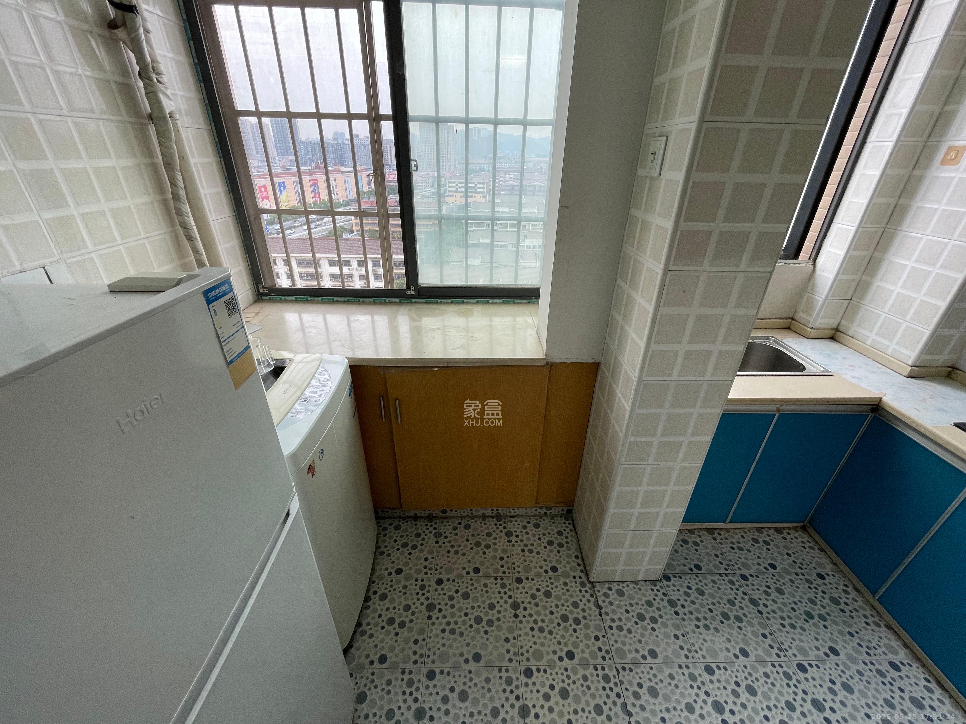 红公馆（前程丽景大厦）  1室1厅1卫   1500.00元/月室内图