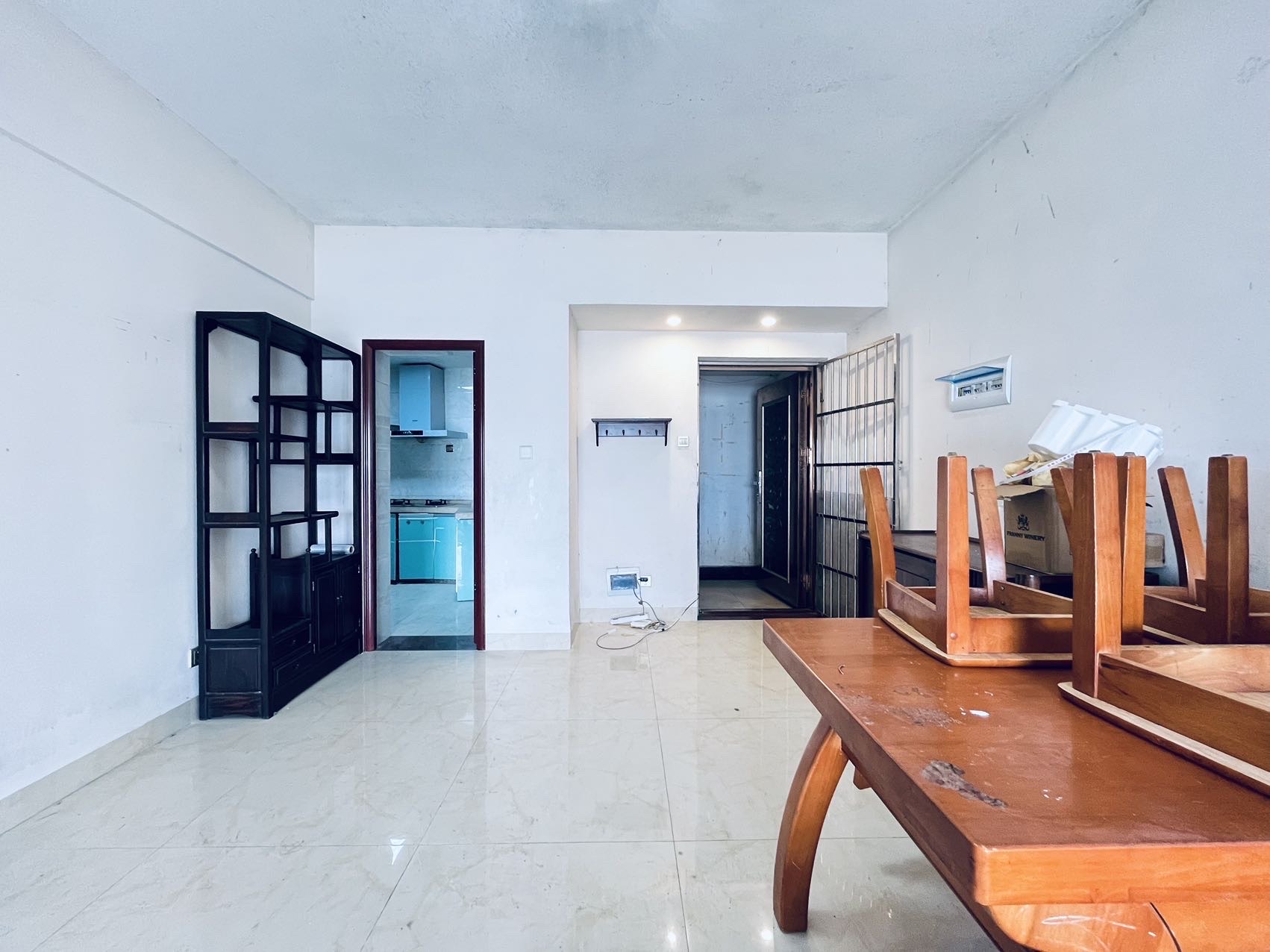 申鑫国际广场 4室2厅2卫 105.0万 申鑫国际广场 4室2厅2卫 105.0万客厅