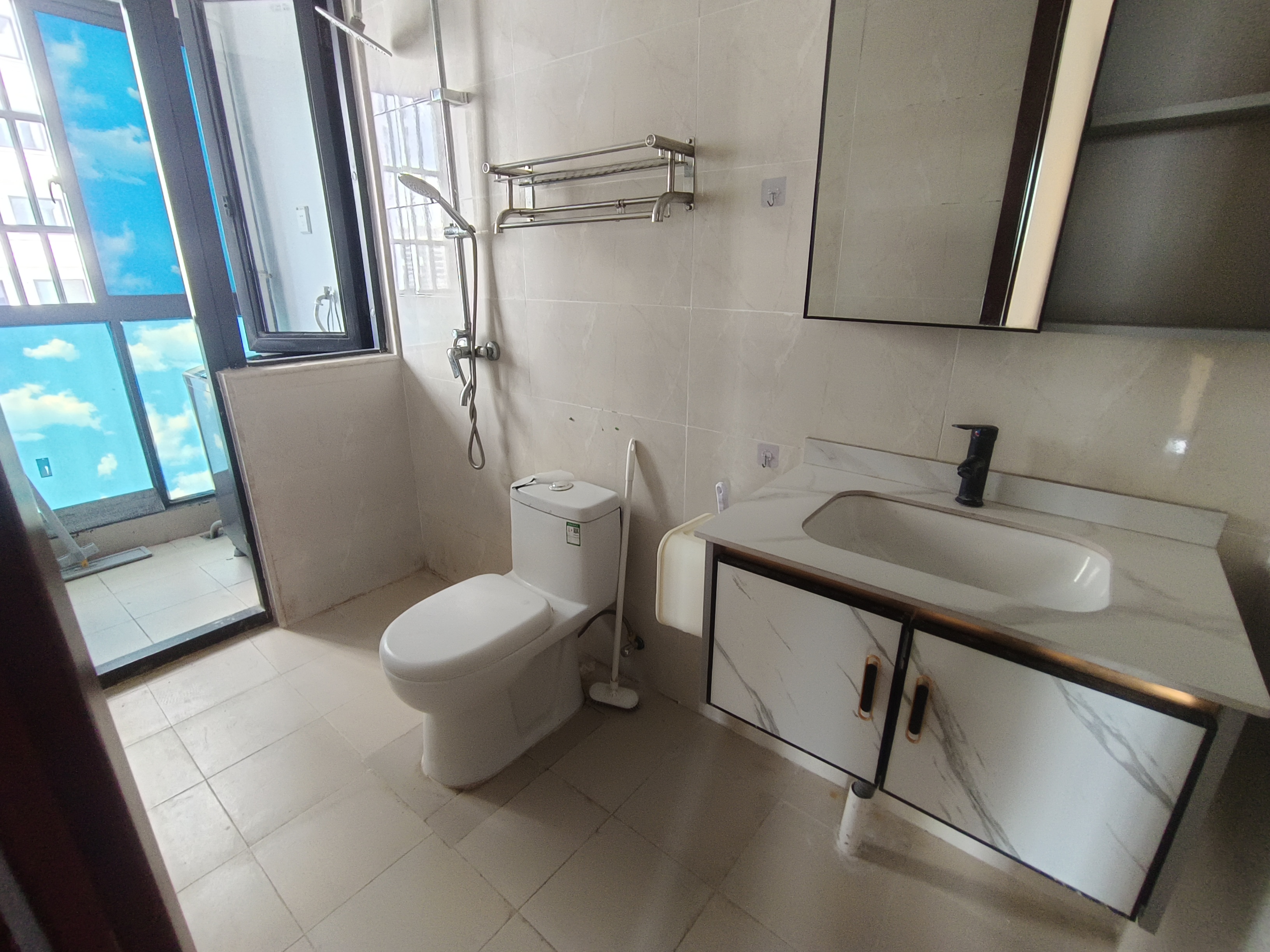 龙昆雅苑(中交·龙昆雅苑) 1室1厅1卫 2000.0元/月 龙昆雅苑(中交·龙昆雅苑) 1室1厅1卫 2000.0元/月室内图