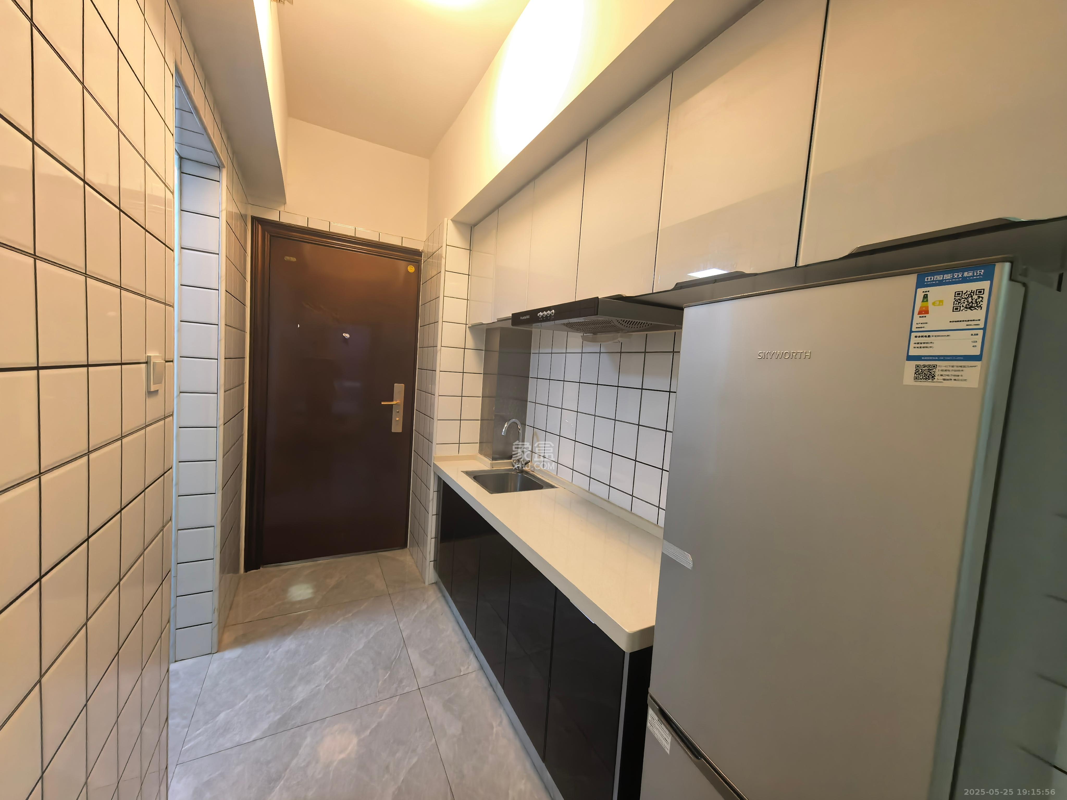 复地星光天地 1室0厅0卫 1700.0元/月 复地星光天地 1室0厅0卫 1700.0元/月室内图