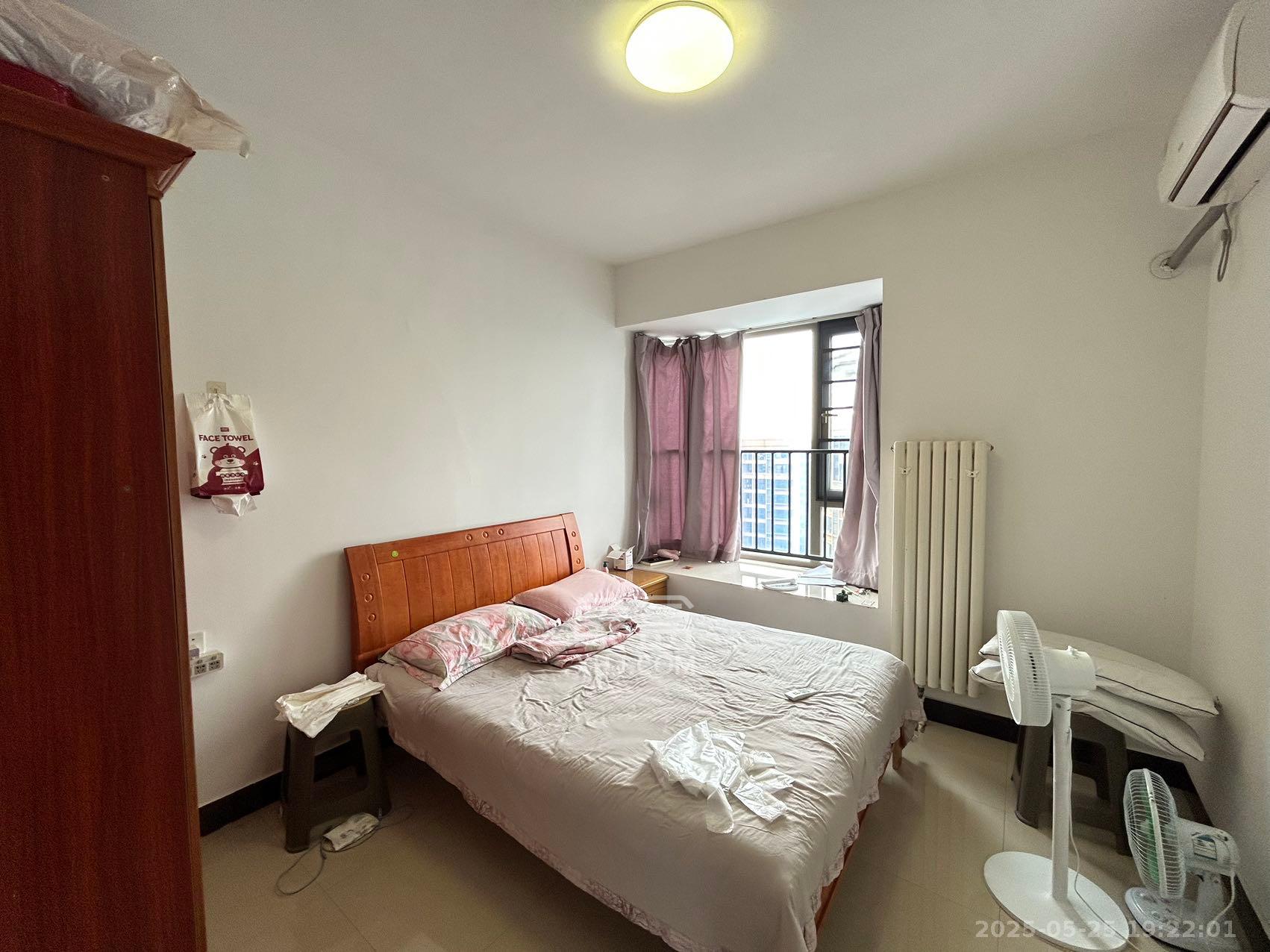 怡海星城 3室2厅2卫 2600.0元/月 怡海星城 3室2厅2卫 2600.0元/月室内图