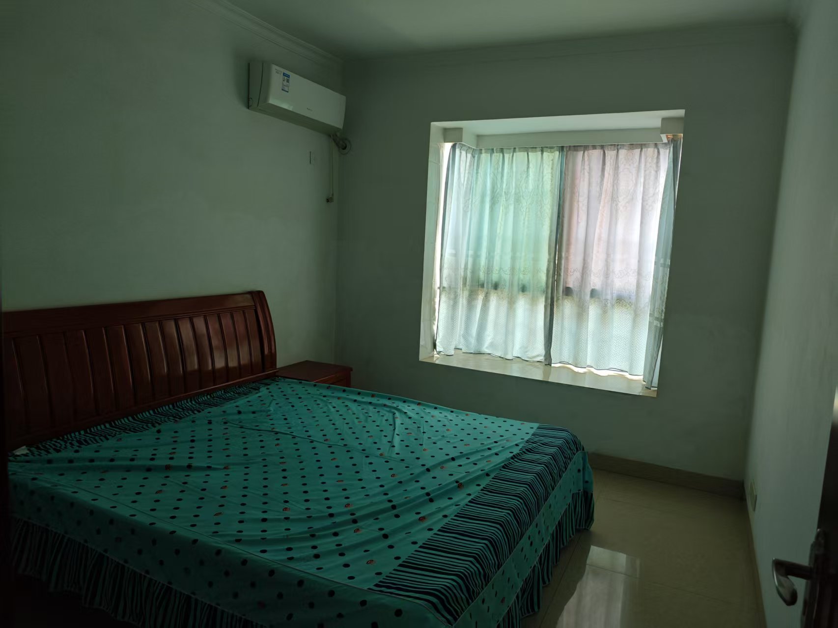 长湖小区 3室2厅1卫 1000.0元/月 长湖小区 3室2厅1卫 1000.0元/月室内图