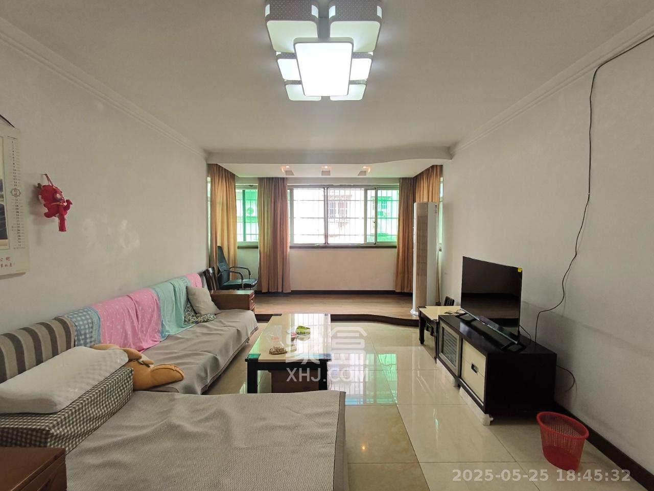 南建公寓  2室2厅1卫   2000.00元/月室内图