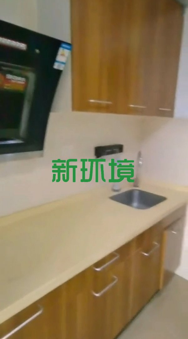 蓝色港湾  1室1厅1卫   24.00万客厅