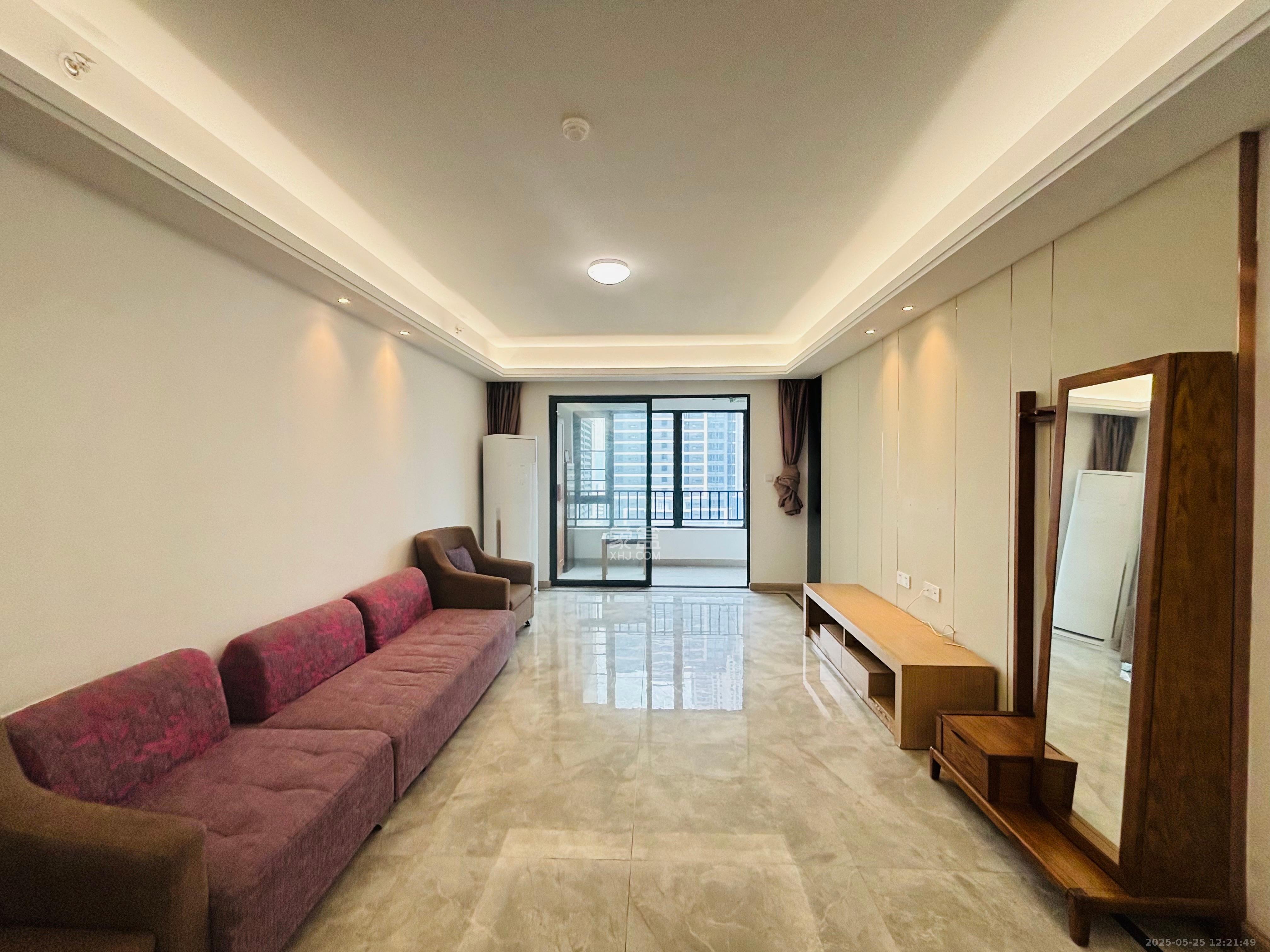 南山梅溪一方  4室2厅2卫    3600.0元/月 南山梅溪一方  4室2厅2卫    3600.0元/月