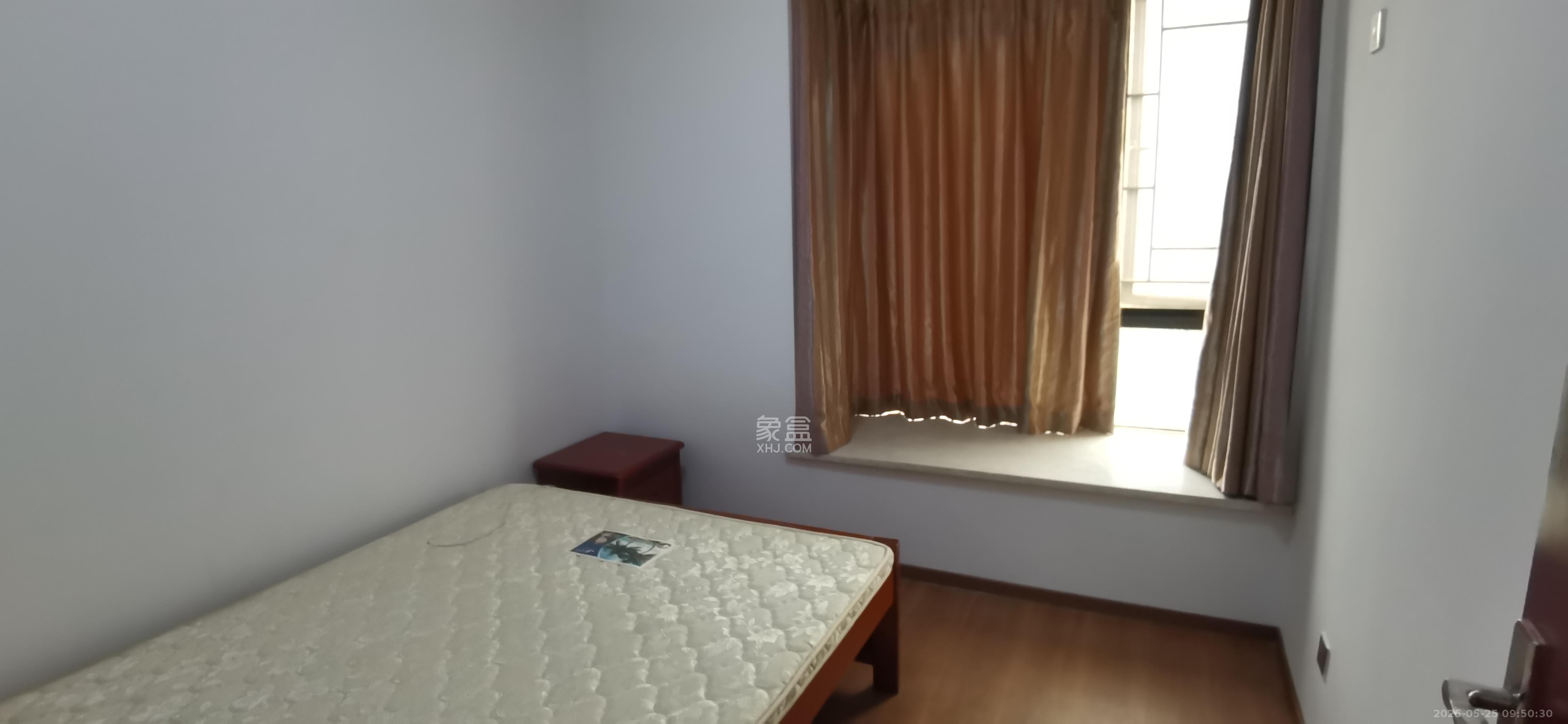 辉煌国际城一期 5室2厅2卫 3500.0元/月 辉煌国际城一期 5室2厅2卫 3500.0元/月室内图