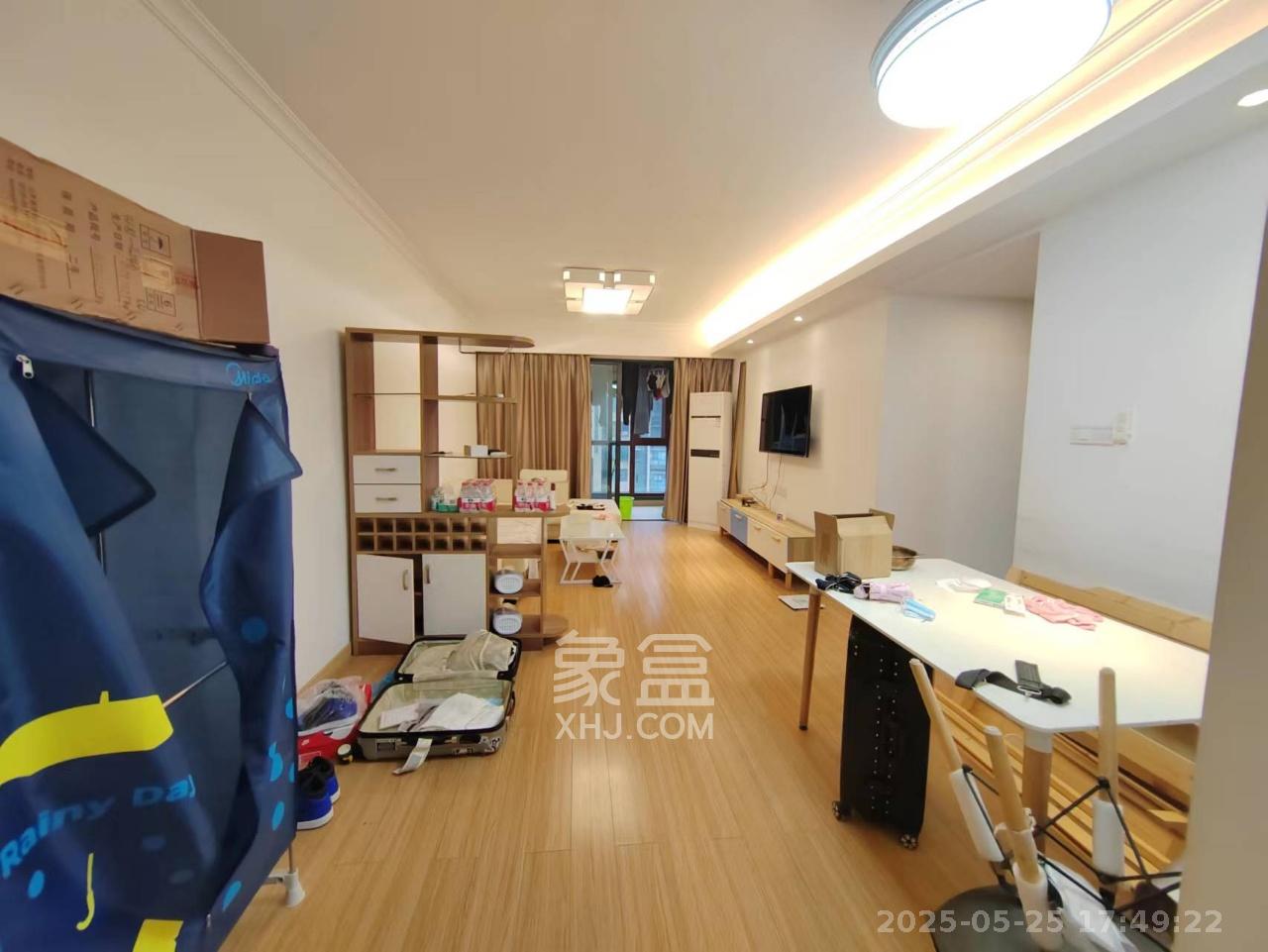 万科魅力之城  3室2厅2卫   2500.00元/月室内图