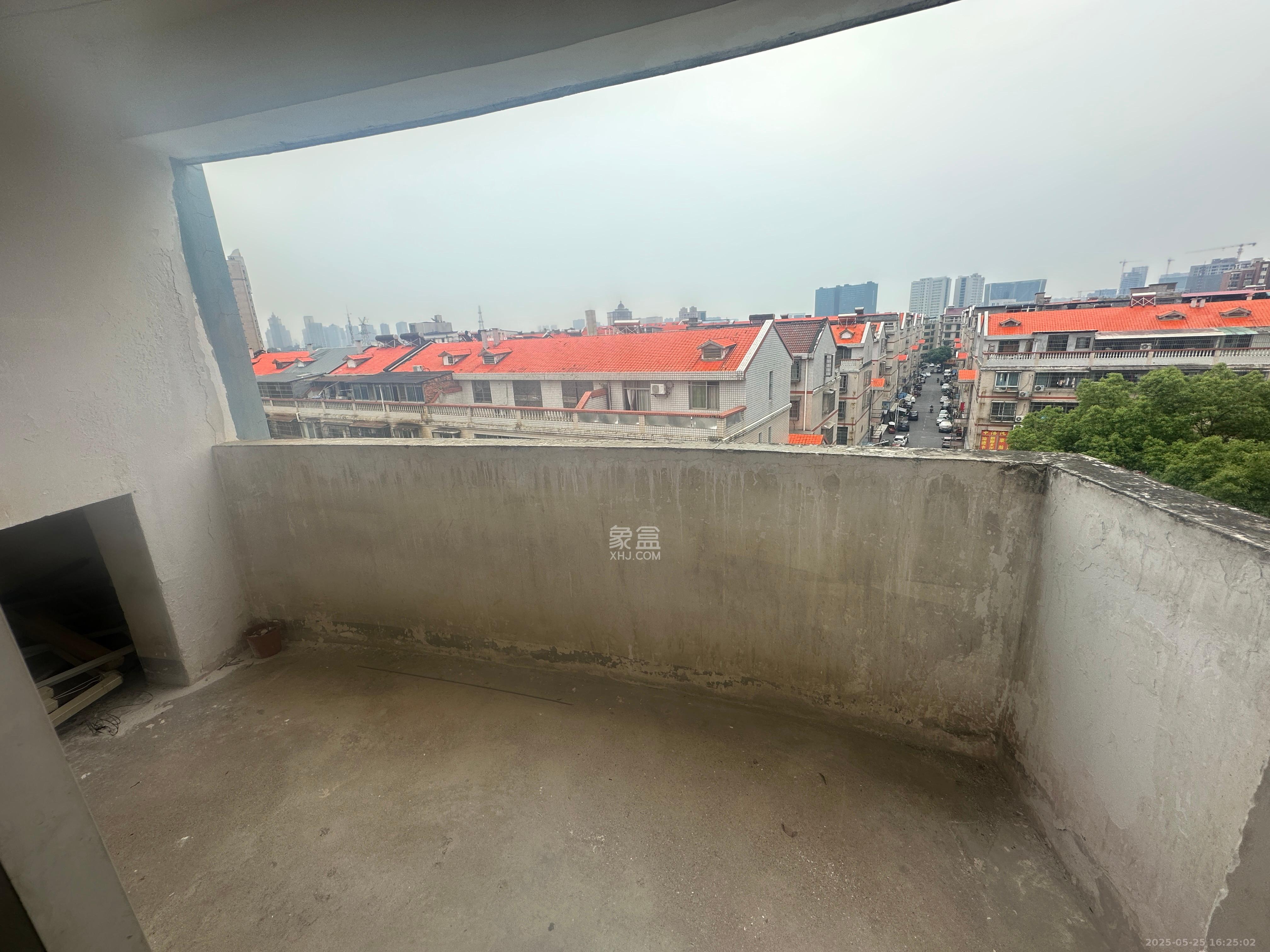 星沙汽配城（大塘村农机市场）  3室2厅1卫   1000.00元/月室内图1