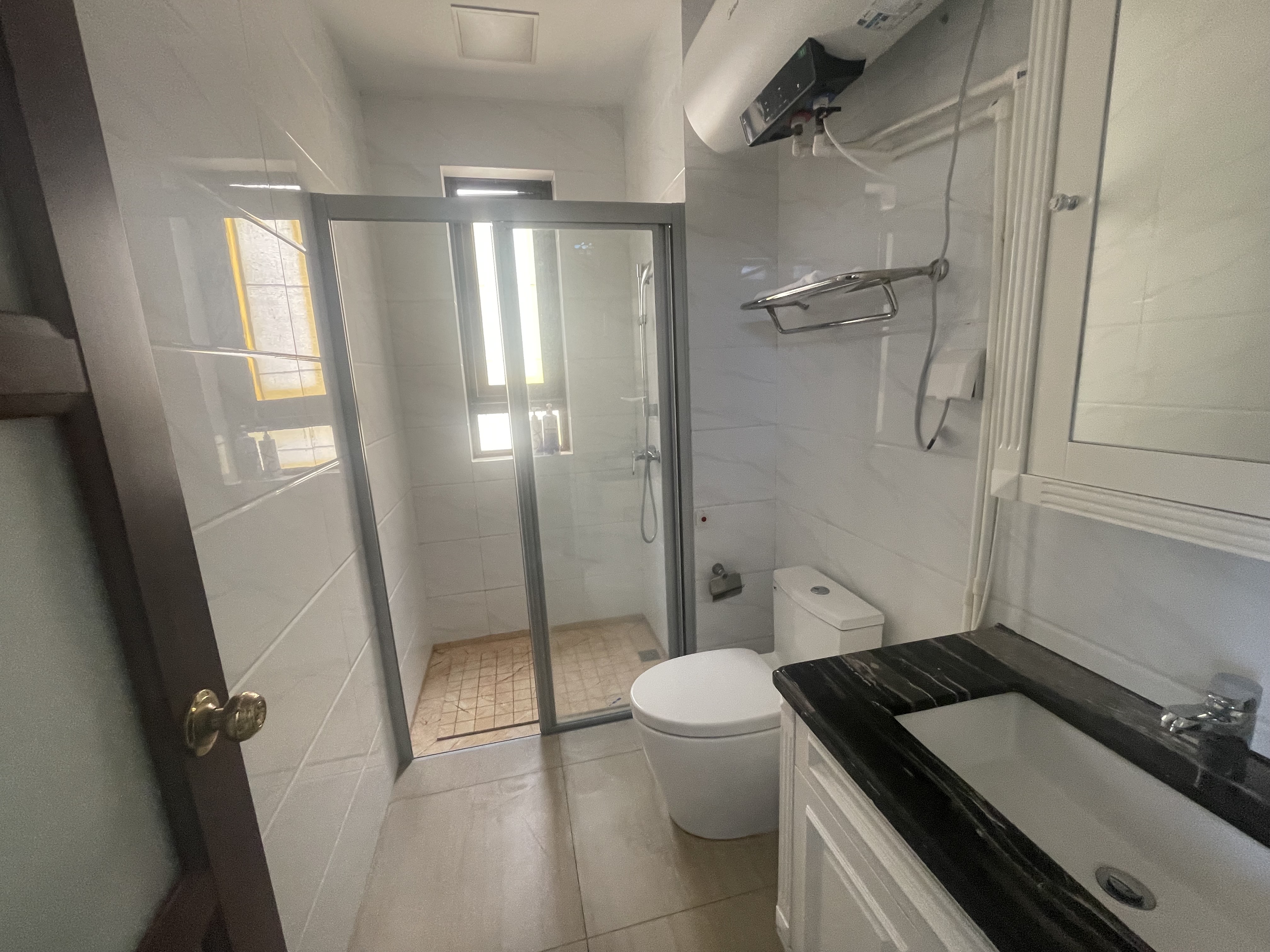 碧桂园海泉湾(海甸岛) 3室2厅3卫 12000.0元/月 碧桂园海泉湾(海甸岛) 3室2厅3卫 12000.0元/月室内图