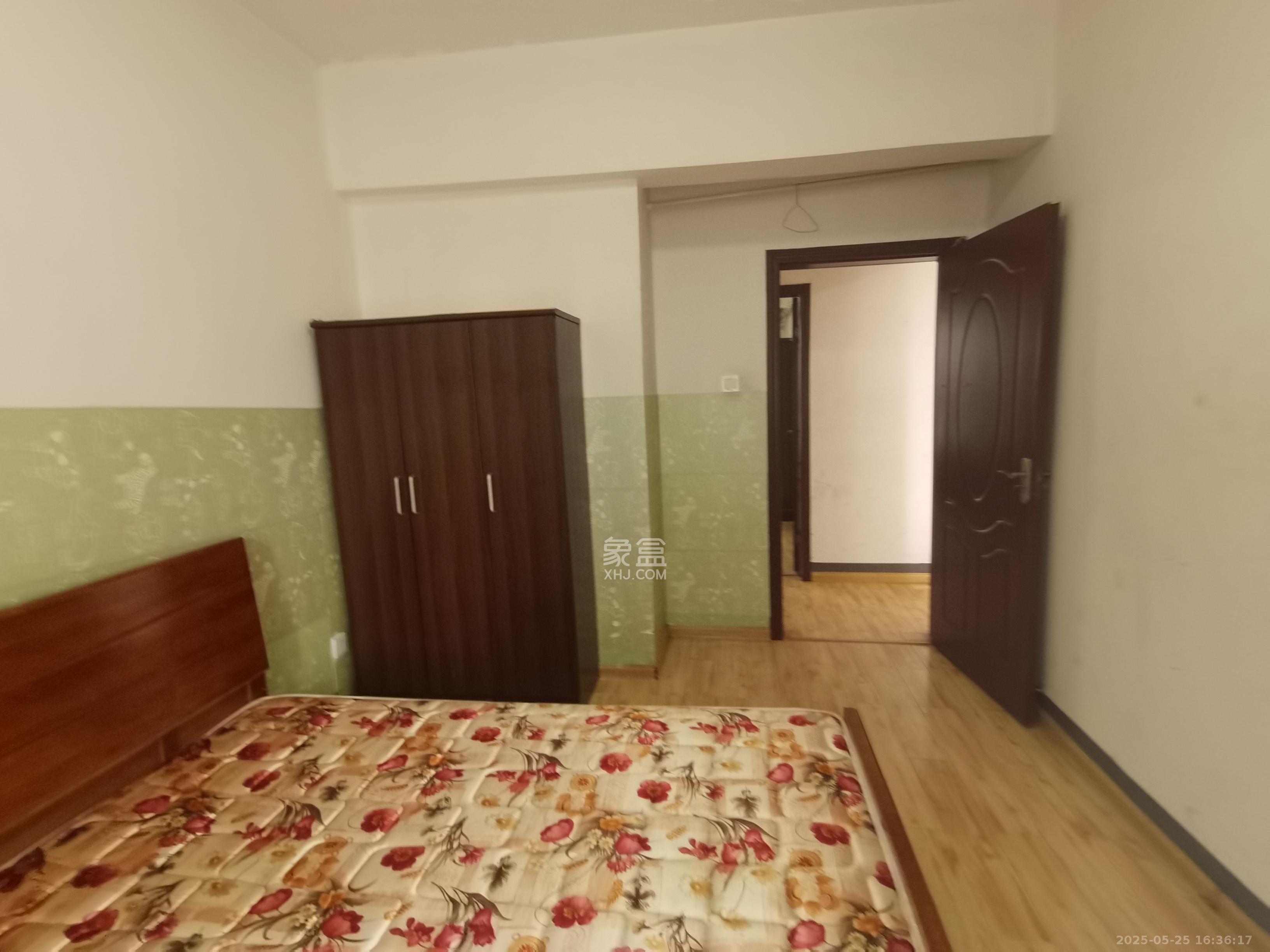 景江雅苑 2室2厅1卫 2300.0元/月 景江雅苑 2室2厅1卫 2300.0元/月室内图