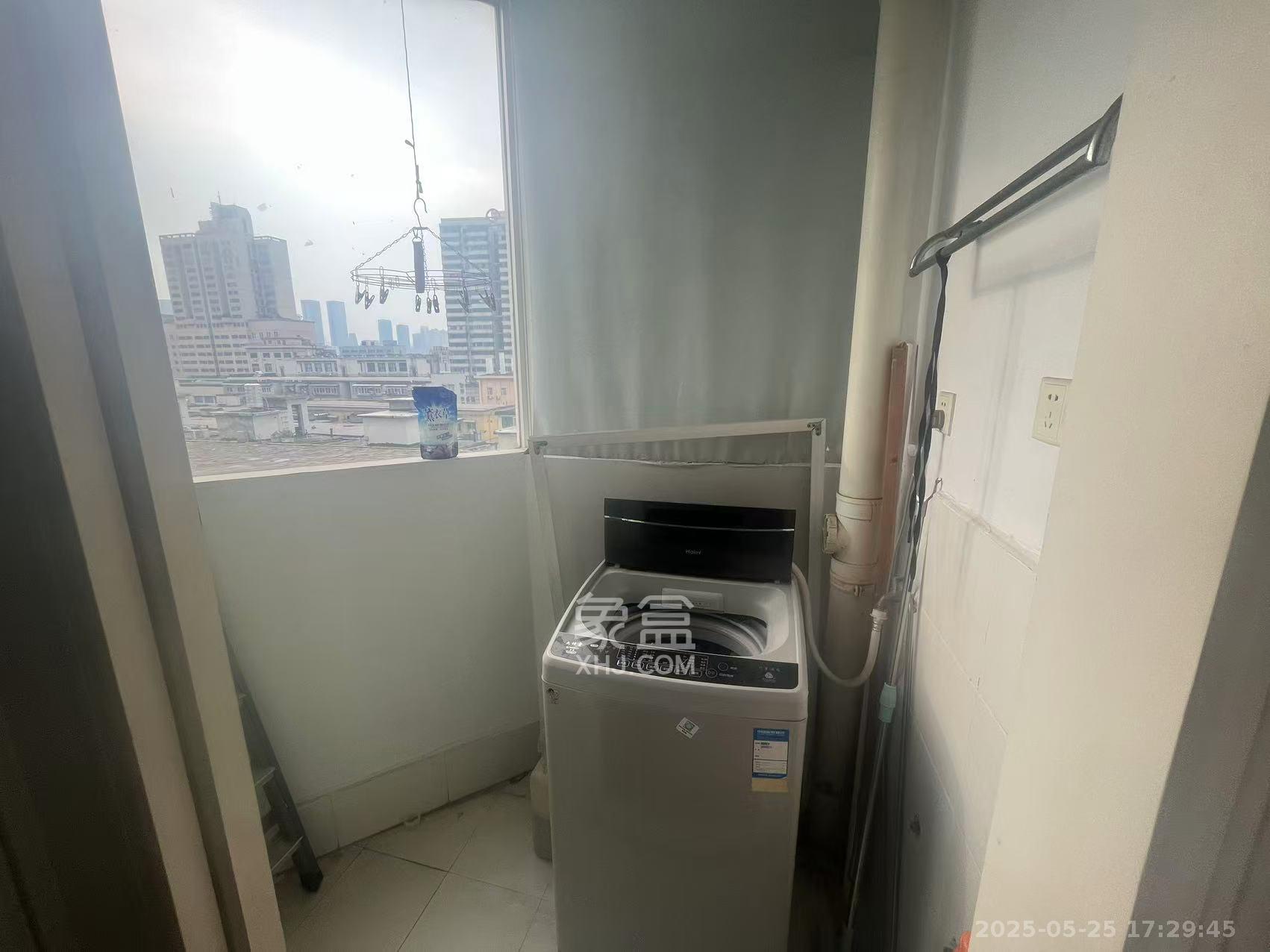 新楚天扶华庭  2室1厅1卫   2300.00元/月室内图