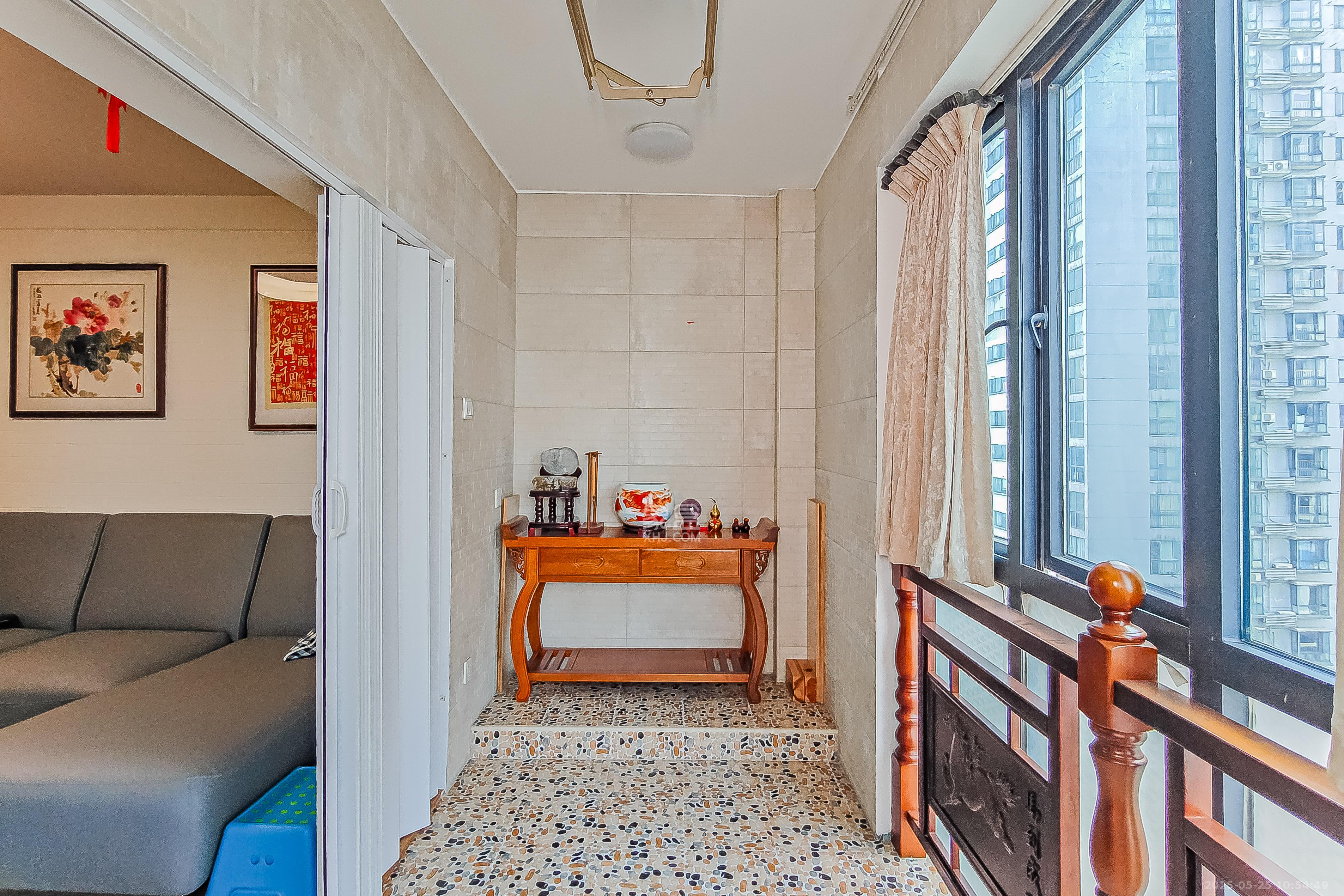 枫丹雅苑(天辰枫丹白露)  3室2厅2卫    179.5万 枫丹雅苑(天辰枫丹白露)  3室2厅2卫    179.5万阳台