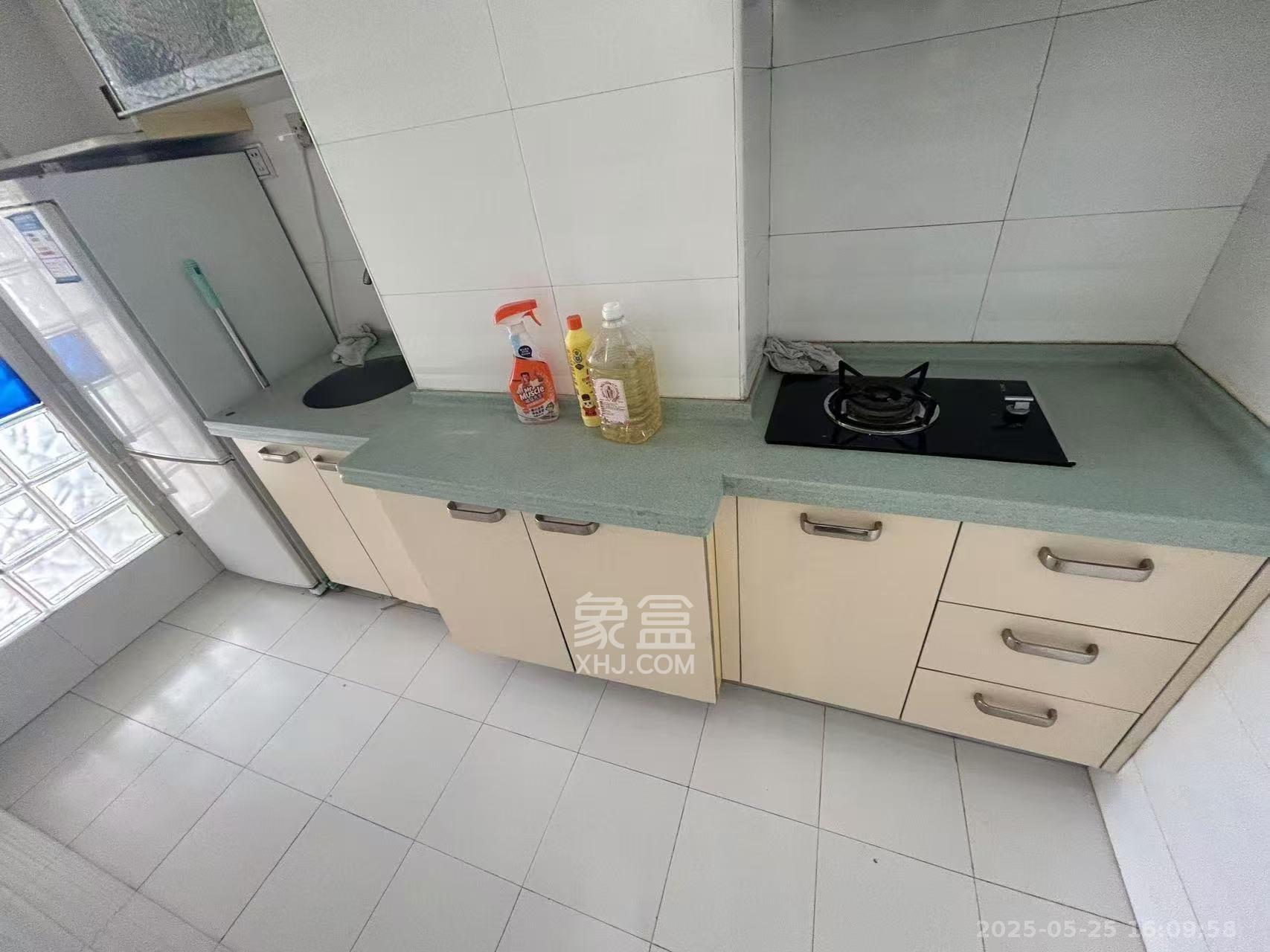 汀兰雅苑 1室0厅0卫 2000.0元/月 汀兰雅苑 1室0厅0卫 2000.0元/月室内图