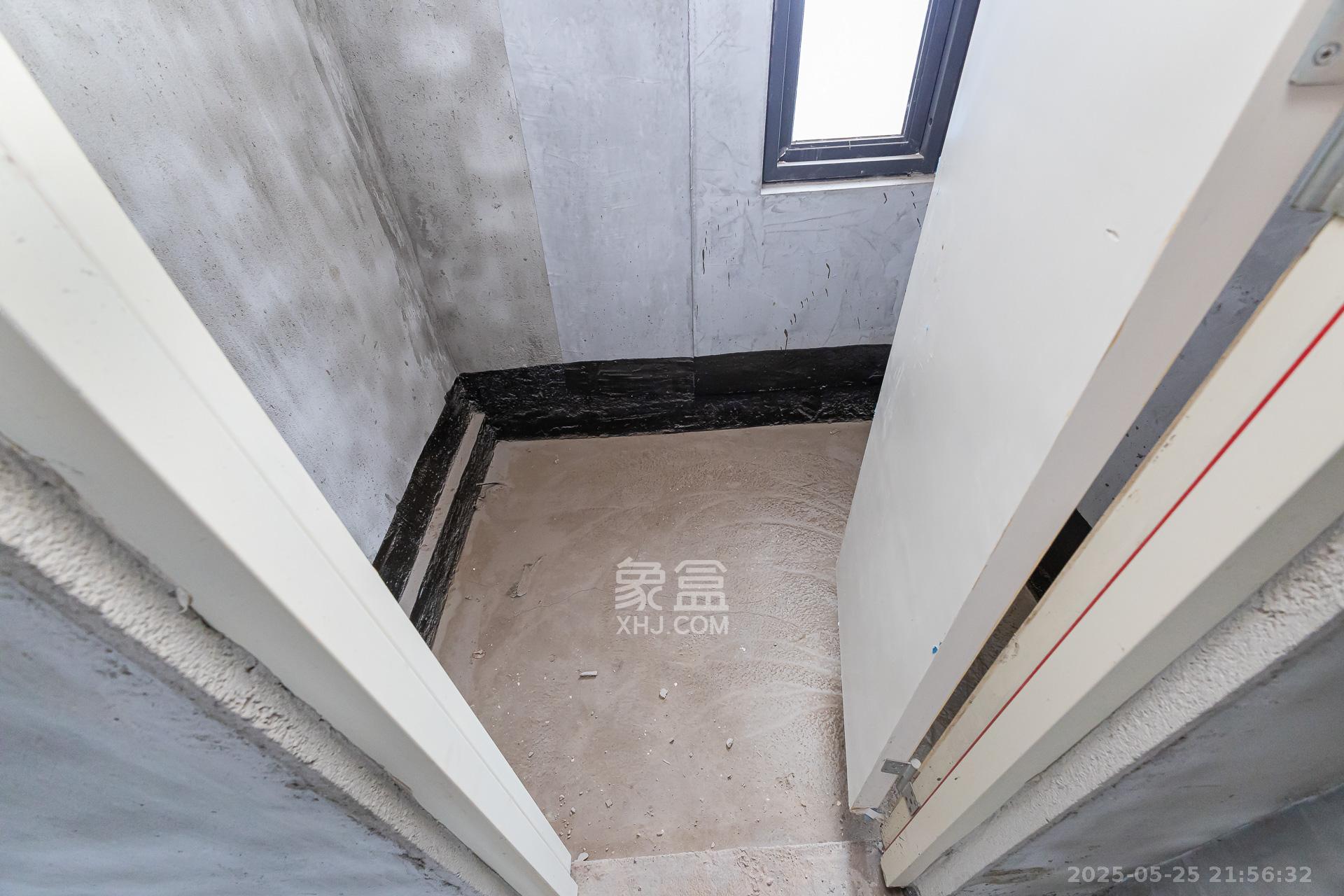 勤诚达境界城  4室2厅2卫    90.0万 勤诚达境界城  4室2厅2卫    90.0万卫生间