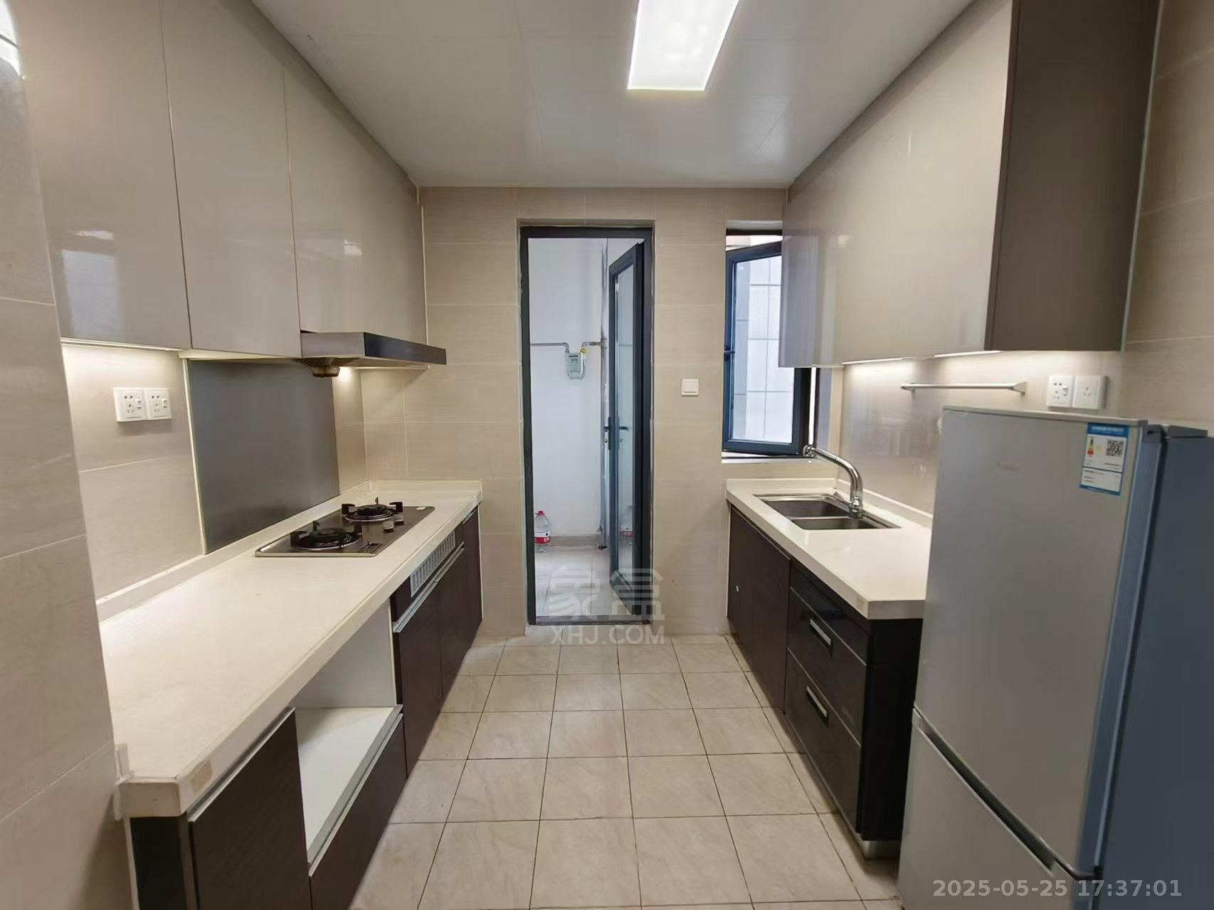 株洲恒大悦珑台 3室2厅2卫 1600.0元/月 株洲恒大悦珑台 3室2厅2卫 1600.0元/月室内图