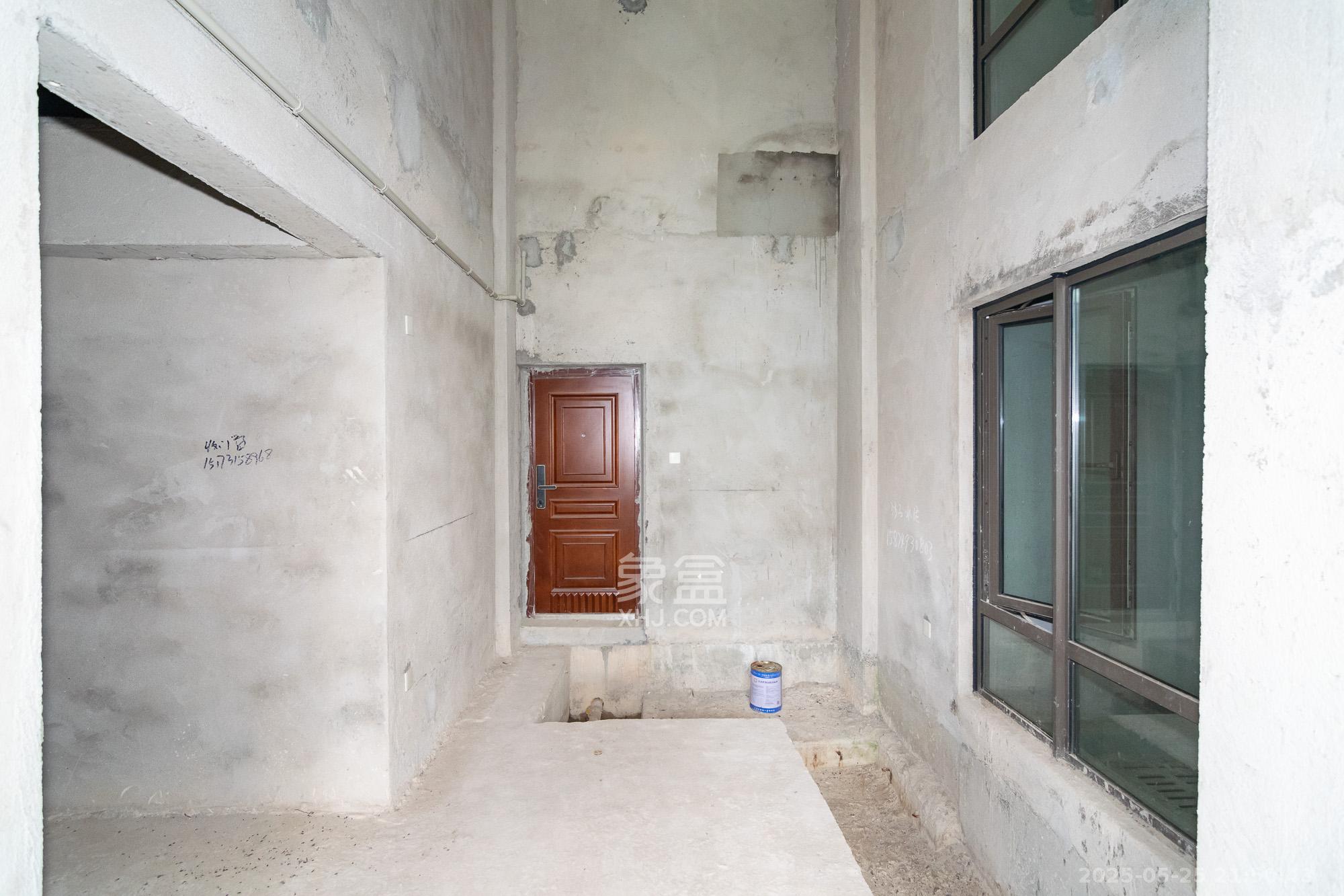 绿城高尔夫小镇  5室2厅3卫    285.0万 绿城高尔夫小镇  5室2厅3卫    285.0万其他