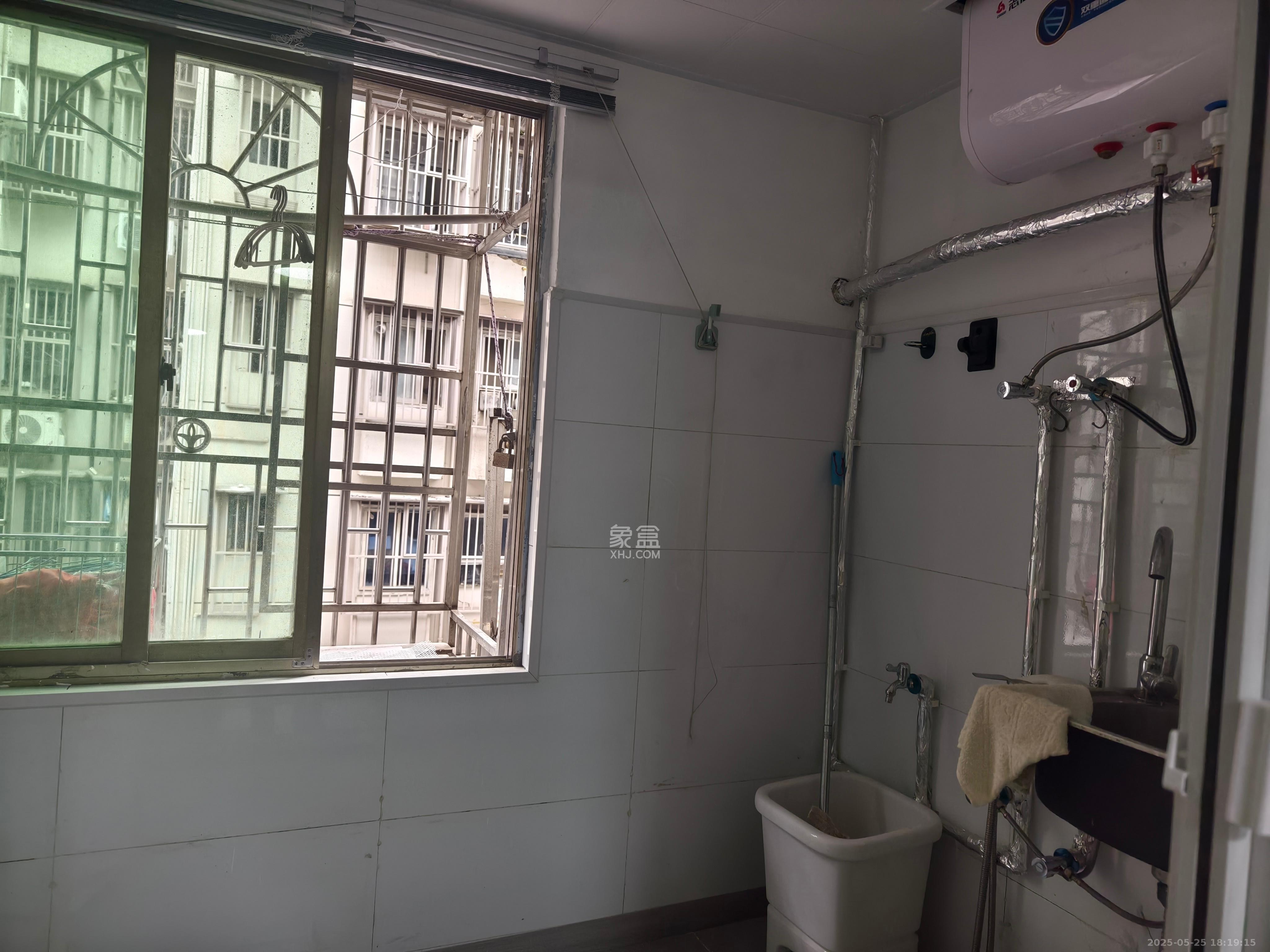 南门口晏家塘社区 6室1厅4卫 3000.0元/月 南门口晏家塘社区 6室1厅4卫 3000.0元/月室内图