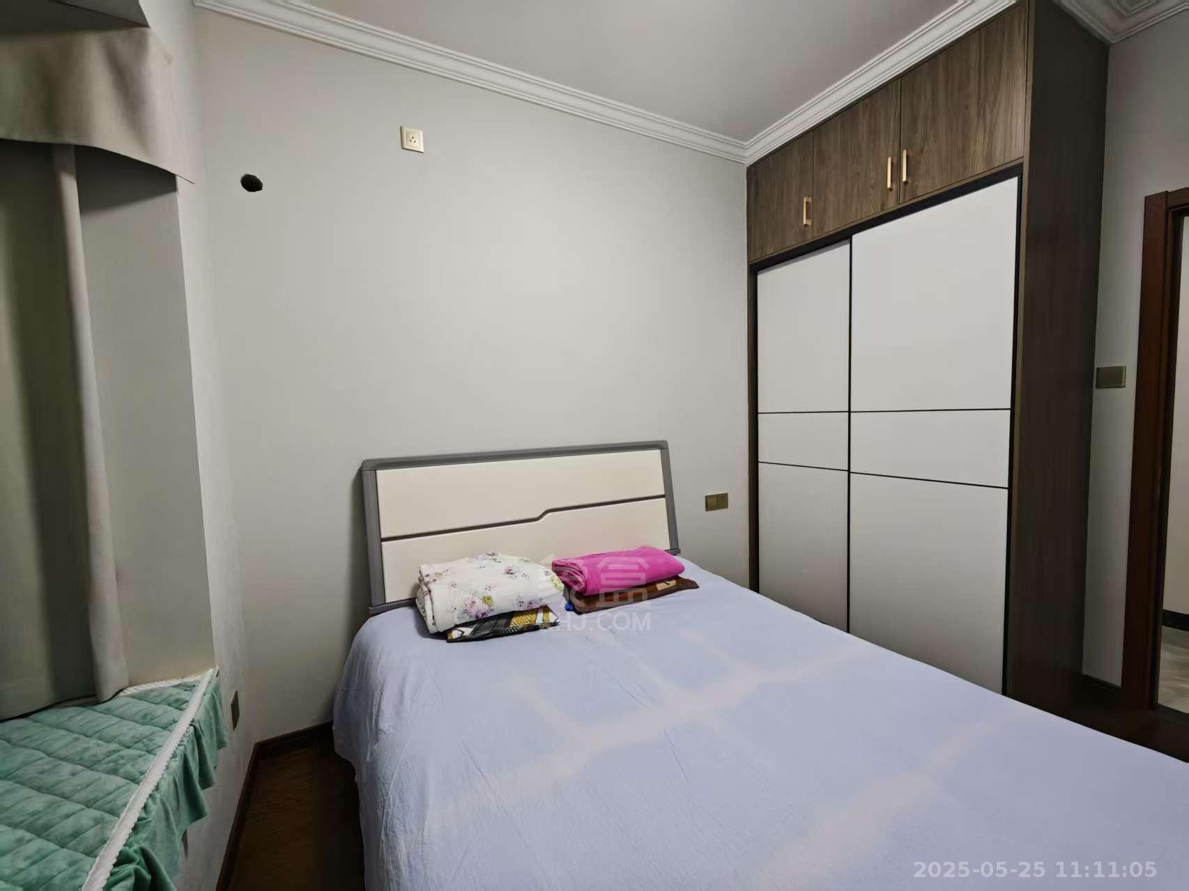 亿都时光 3室2厅1卫 2000.0元/月 亿都时光 3室2厅1卫 2000.0元/月室内图