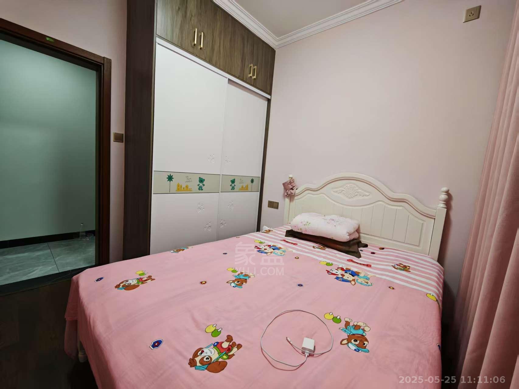 亿都时光 3室2厅1卫 2000.0元/月 亿都时光 3室2厅1卫 2000.0元/月室内图