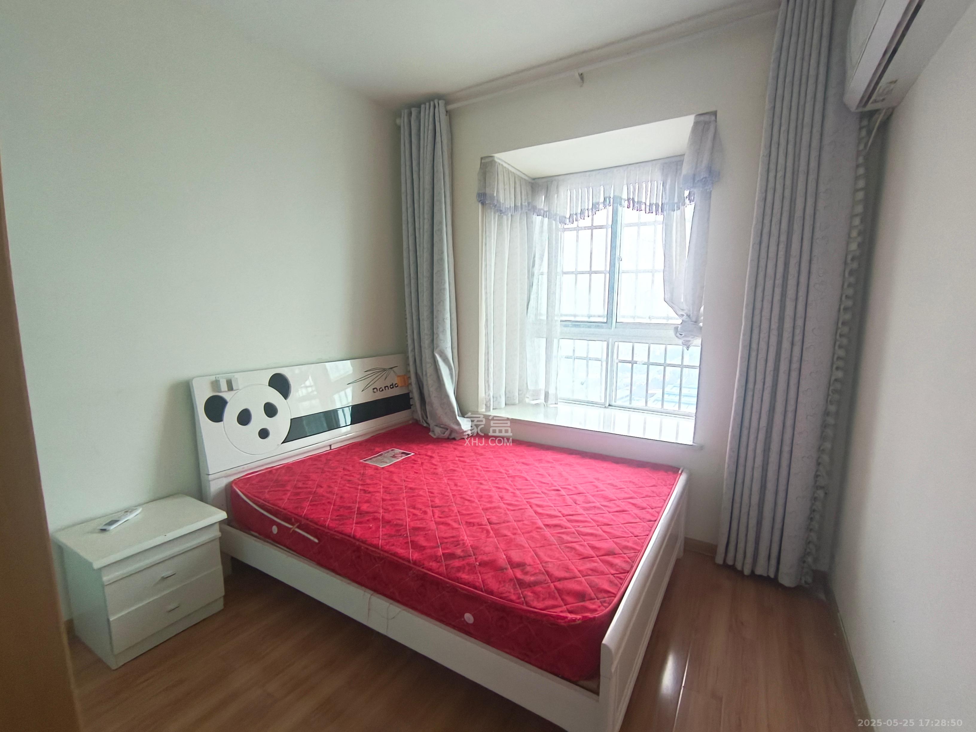 东门尚苑 3室2厅2卫 1800.0元/月 东门尚苑 3室2厅2卫 1800.0元/月室内图