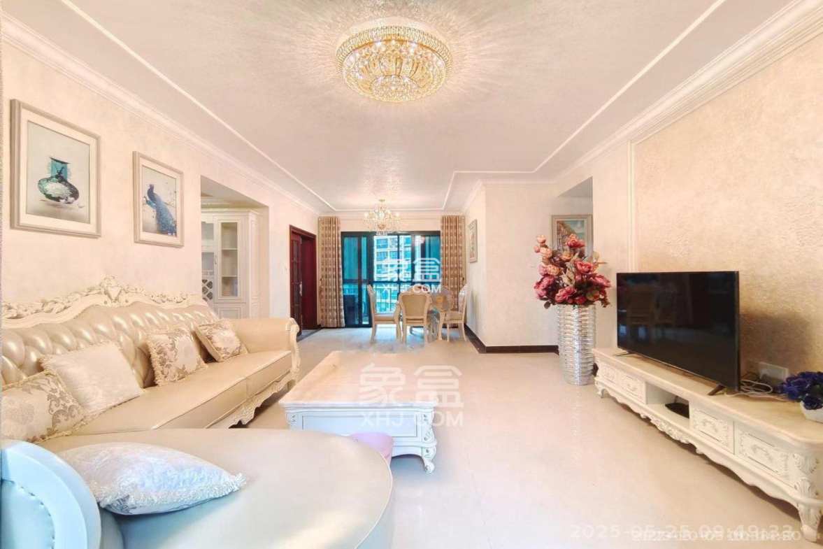 恒大城 4室2厅2卫 3200.0元/月 恒大城 4室2厅2卫 3200.0元/月室内图