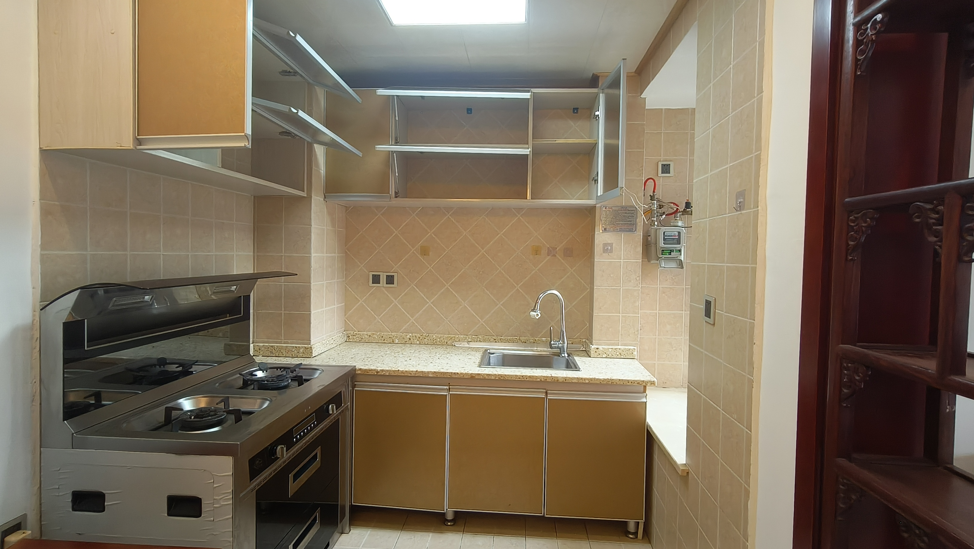 高盛澧园一二期 2室2厅1卫 1500.00元/月 高盛澧园一二期 2室2厅1卫 1500.00元/月室内图