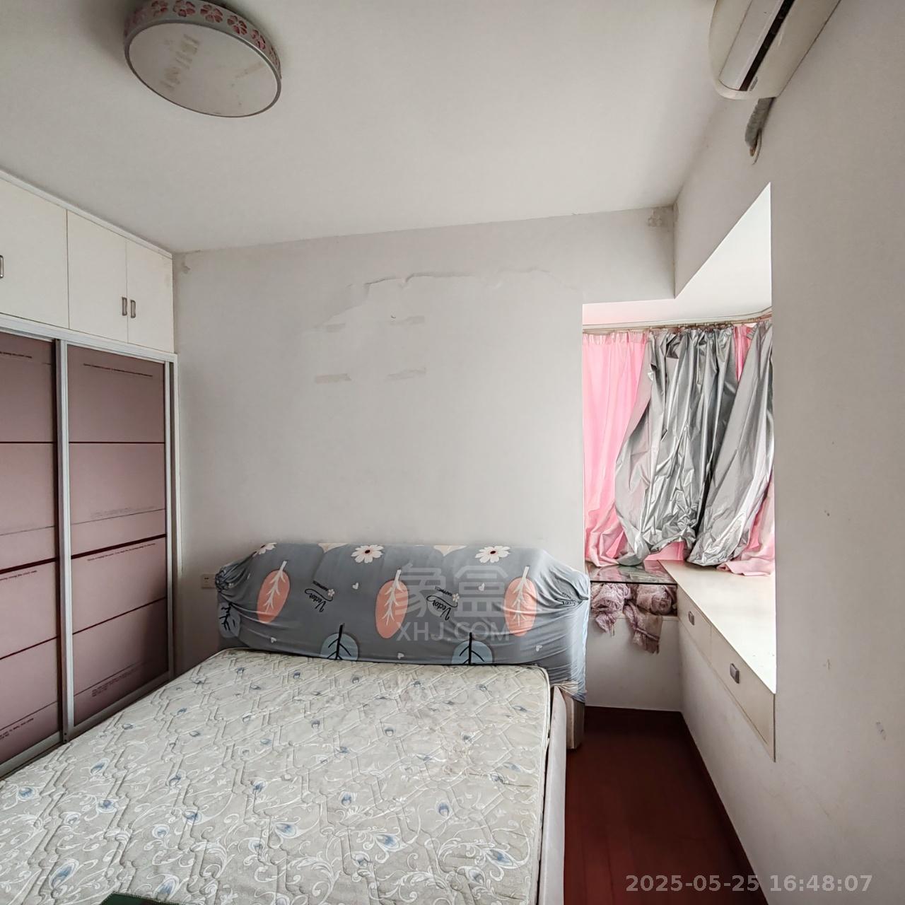 樱花地带  2室2厅1卫   1300.00元/月室内图