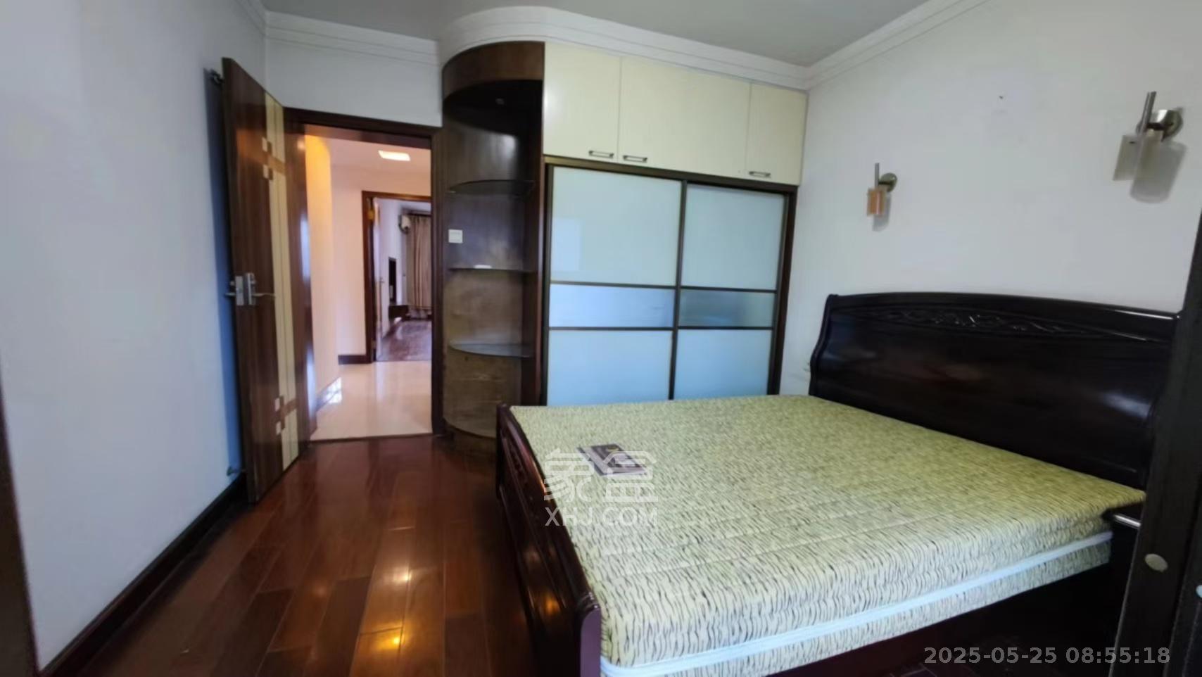 森宇佳园 3室2厅2卫 2100.0元/月 森宇佳园 3室2厅2卫 2100.0元/月室内图