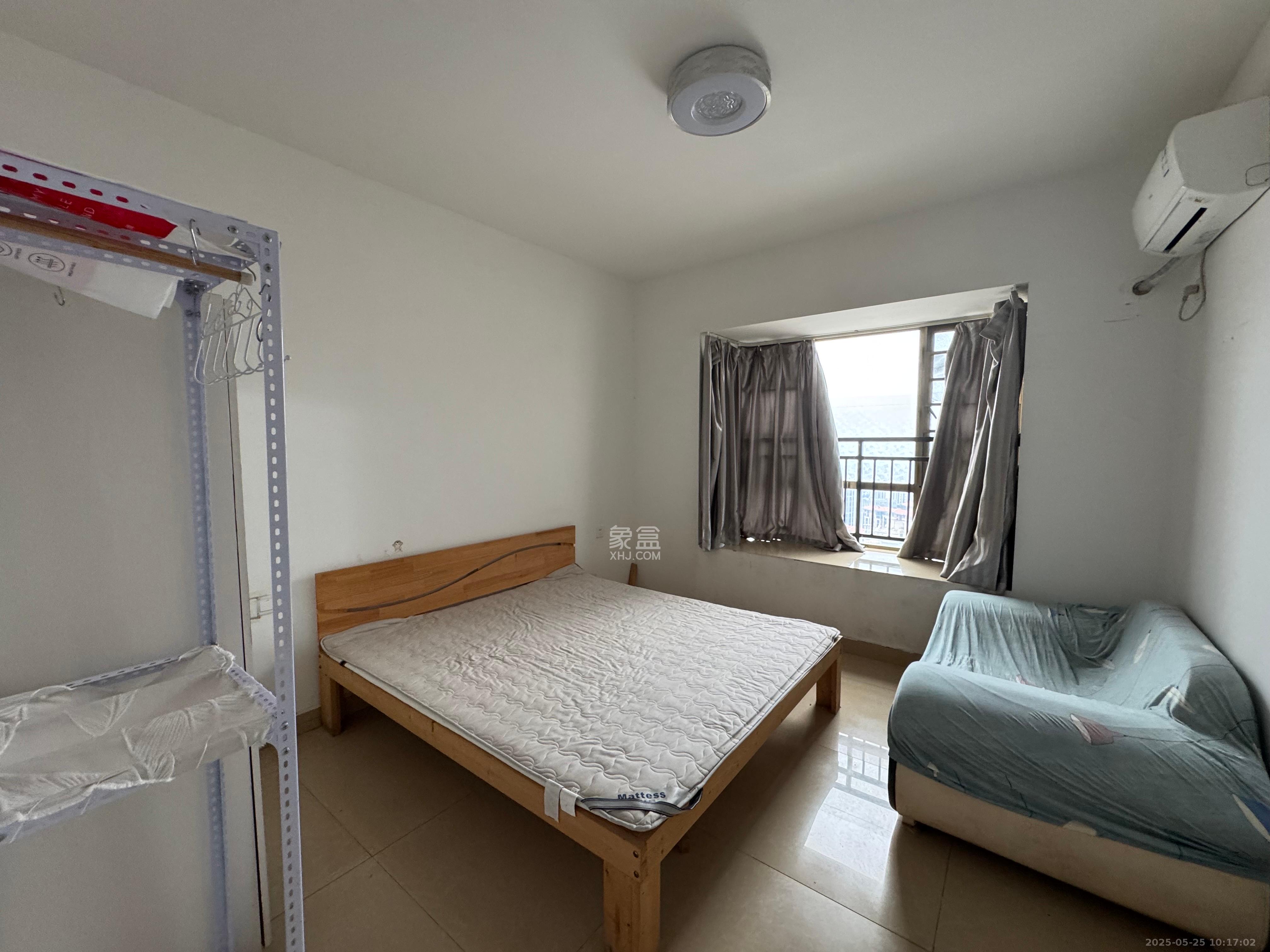 江山帝景雅典 3室2厅2卫 2300.0元/月 江山帝景雅典 3室2厅2卫 2300.0元/月室内图