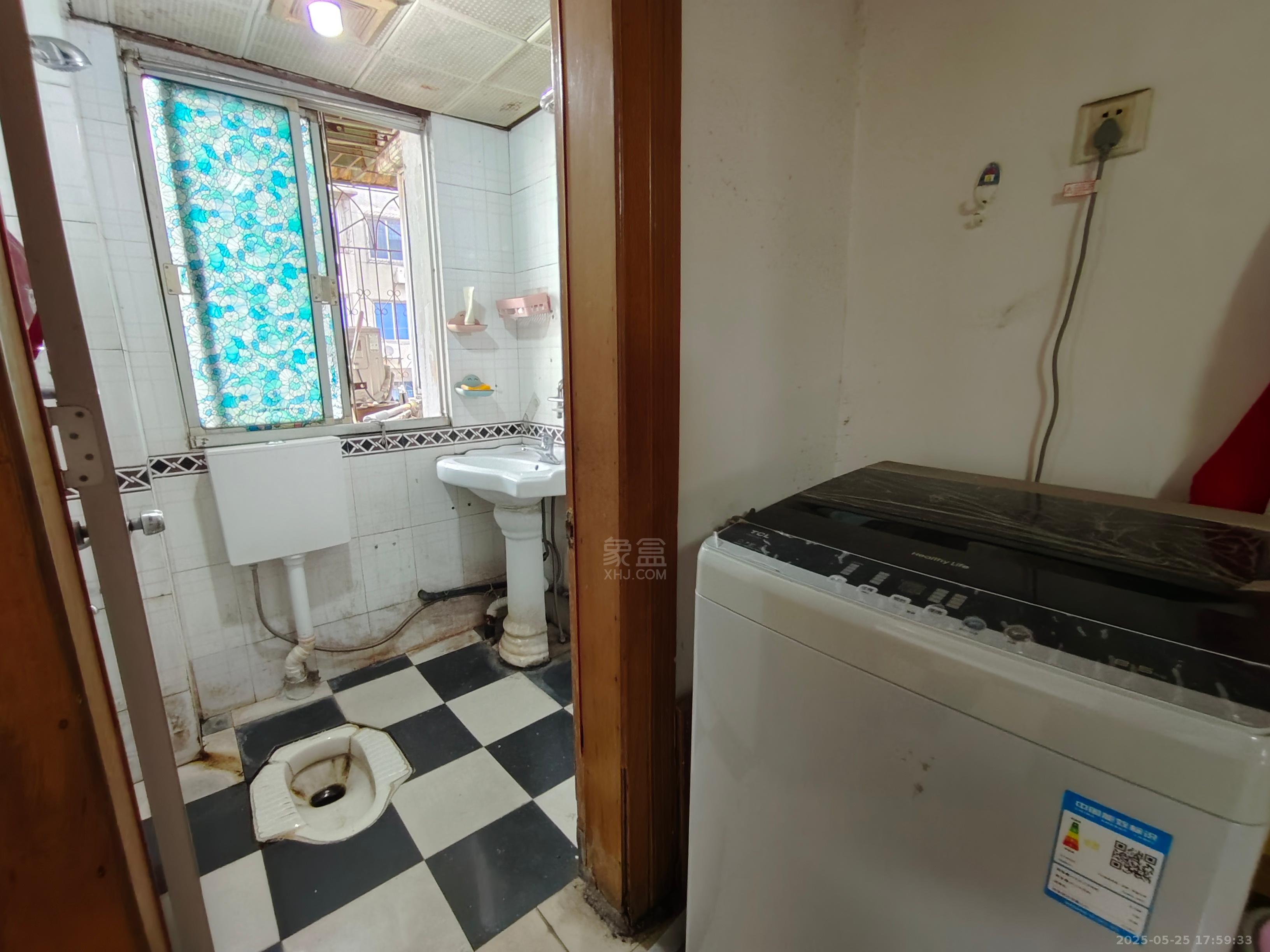 怡园小区  3室2厅1卫    1000.0元/月 怡园小区  3室2厅1卫    1000.0元/月室内图