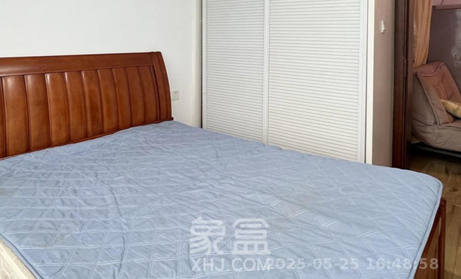铂宫  2室1厅1卫    2400.0元/月室内图