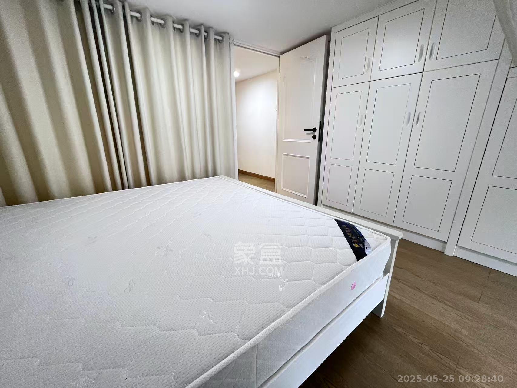 福晟钱隆国际（晟冉景苑）  1室1厅1卫    2500.0元/月室内图