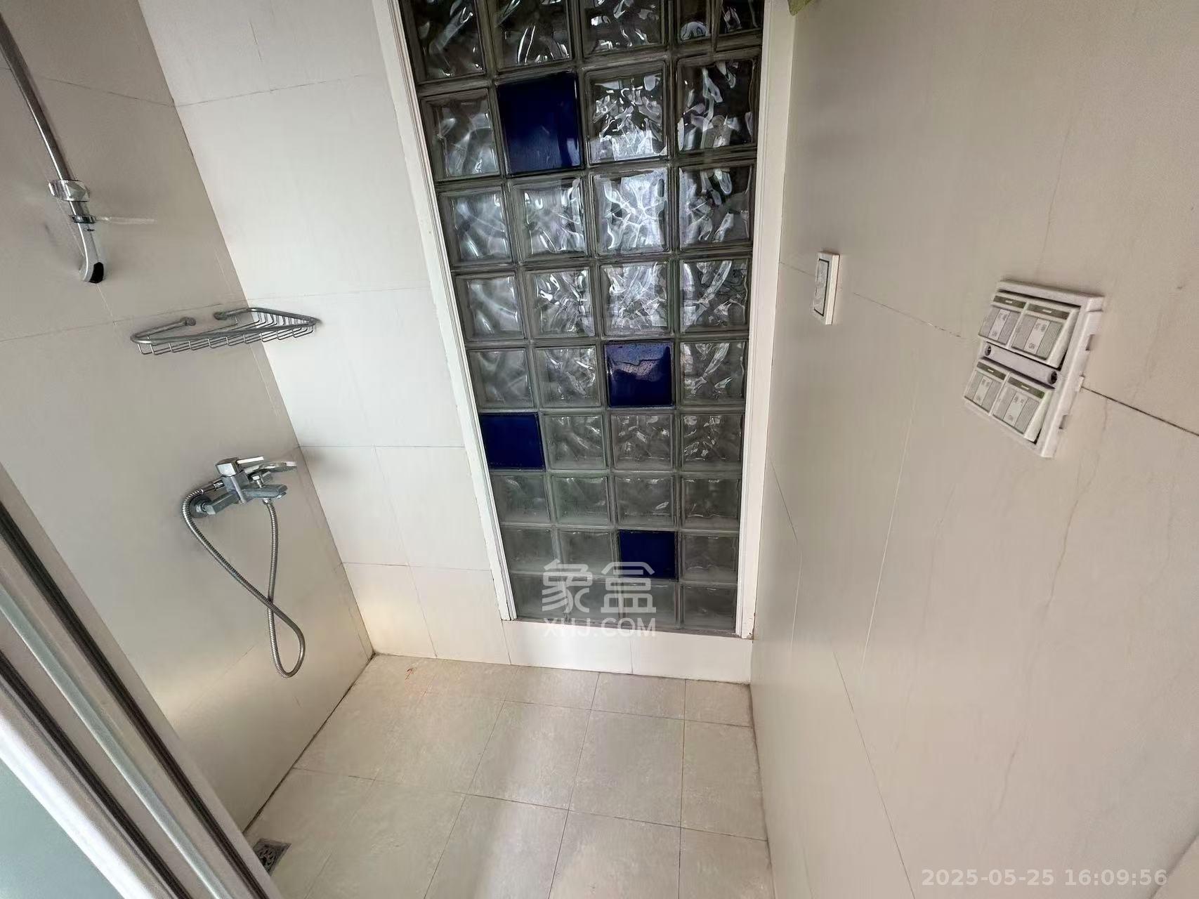 汀兰雅苑 1室0厅0卫 2000.0元/月 汀兰雅苑 1室0厅0卫 2000.0元/月室内图