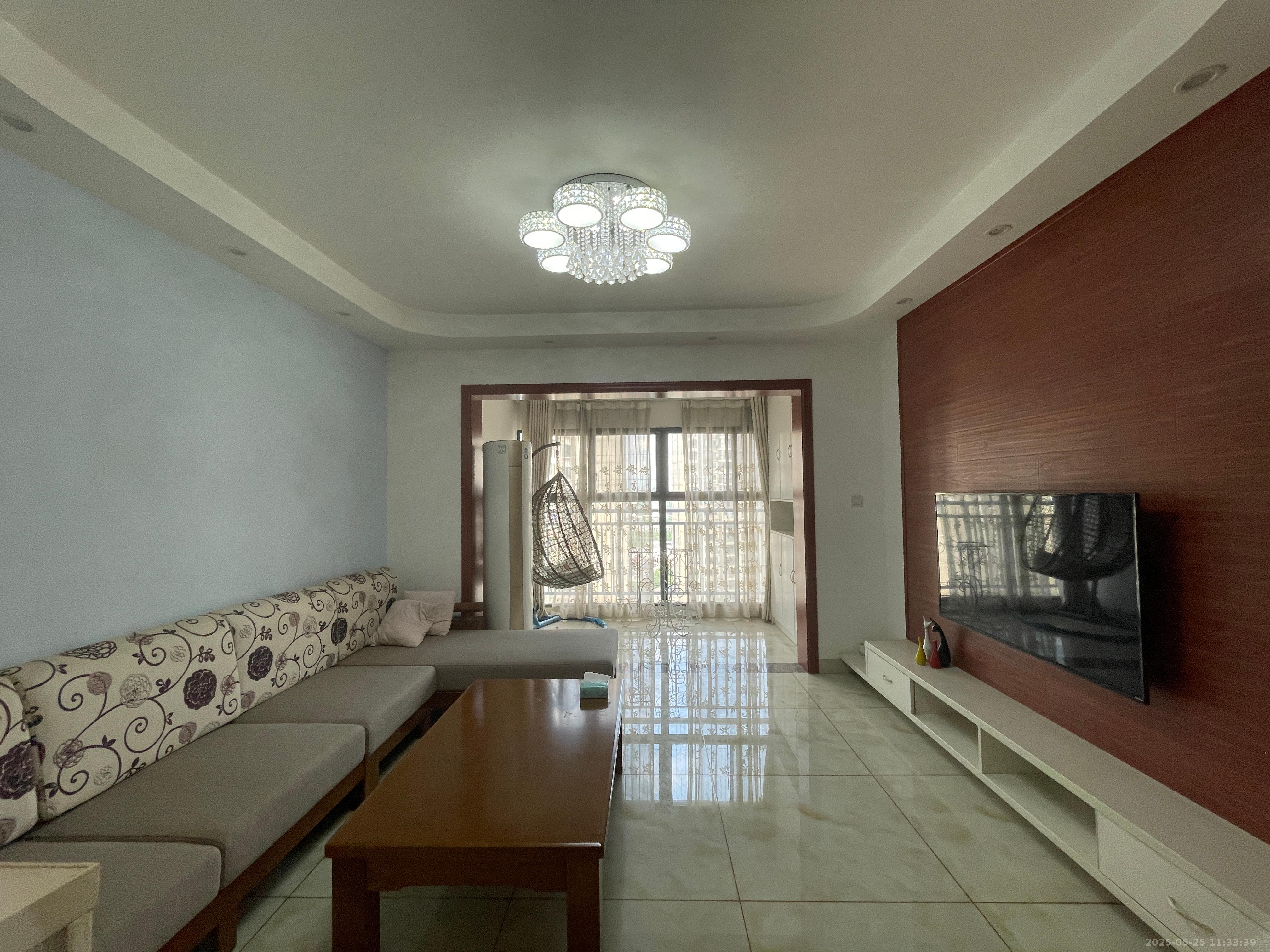 美的城四期 3室2厅2卫 2200.0元/月 美的城四期 3室2厅2卫 2200.0元/月室内图