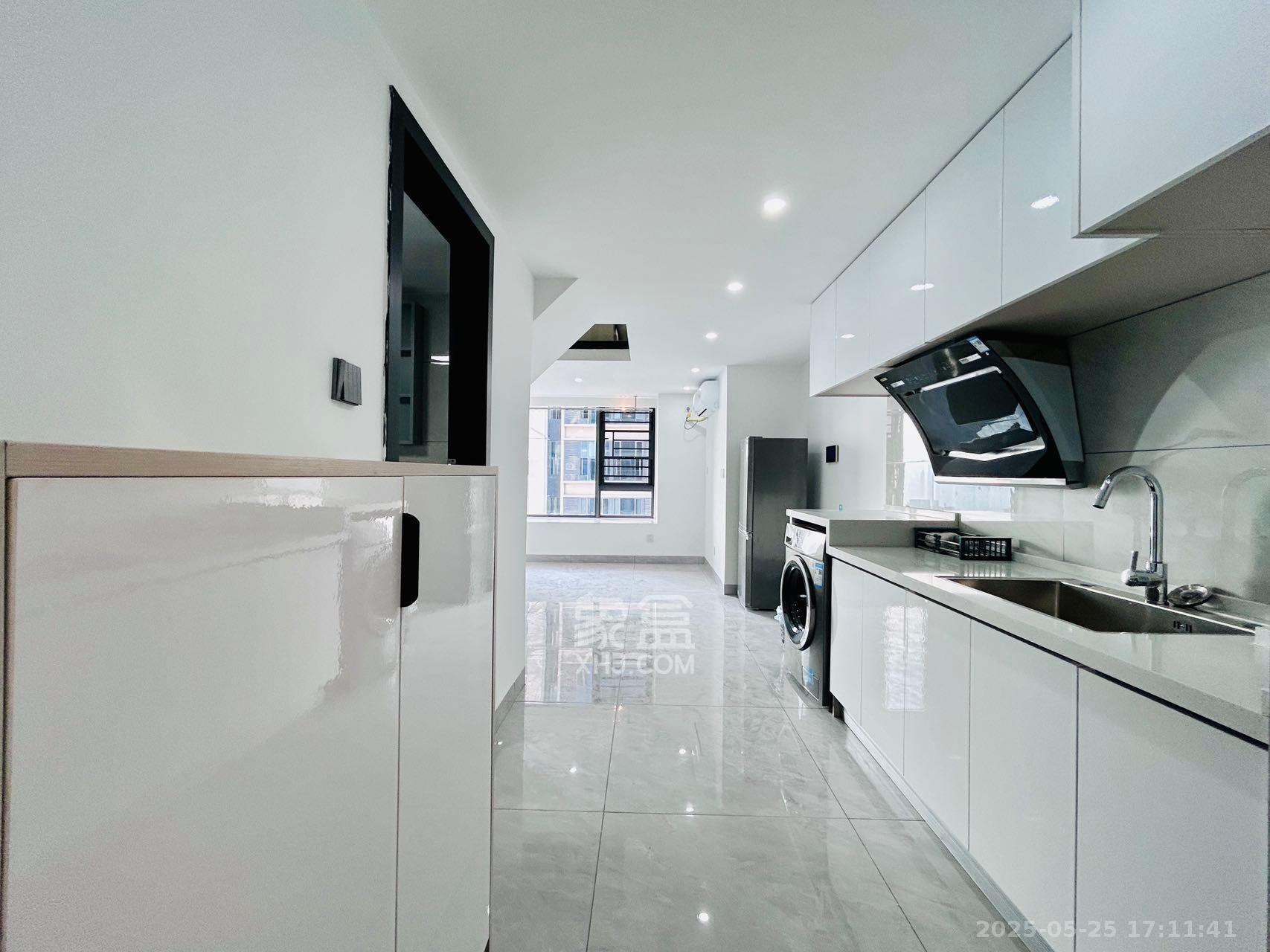 佳兆业云顶都汇 2室1厅1卫 1900.0元/月 佳兆业云顶都汇 2室1厅1卫 1900.0元/月室内图