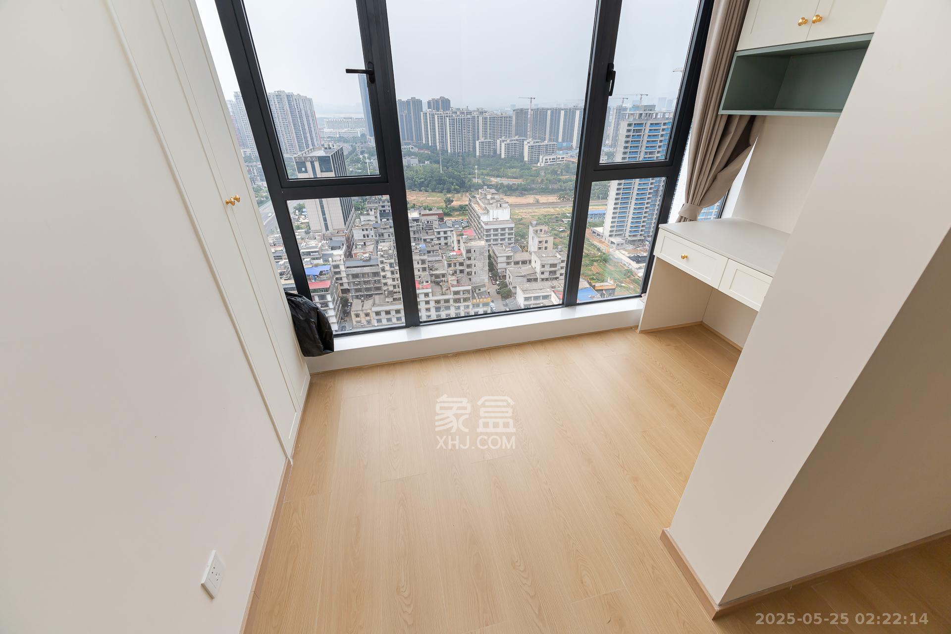 勤诚达新界 4室2厅1卫 109.8万 勤诚达新界 4室2厅1卫 109.8万卧室