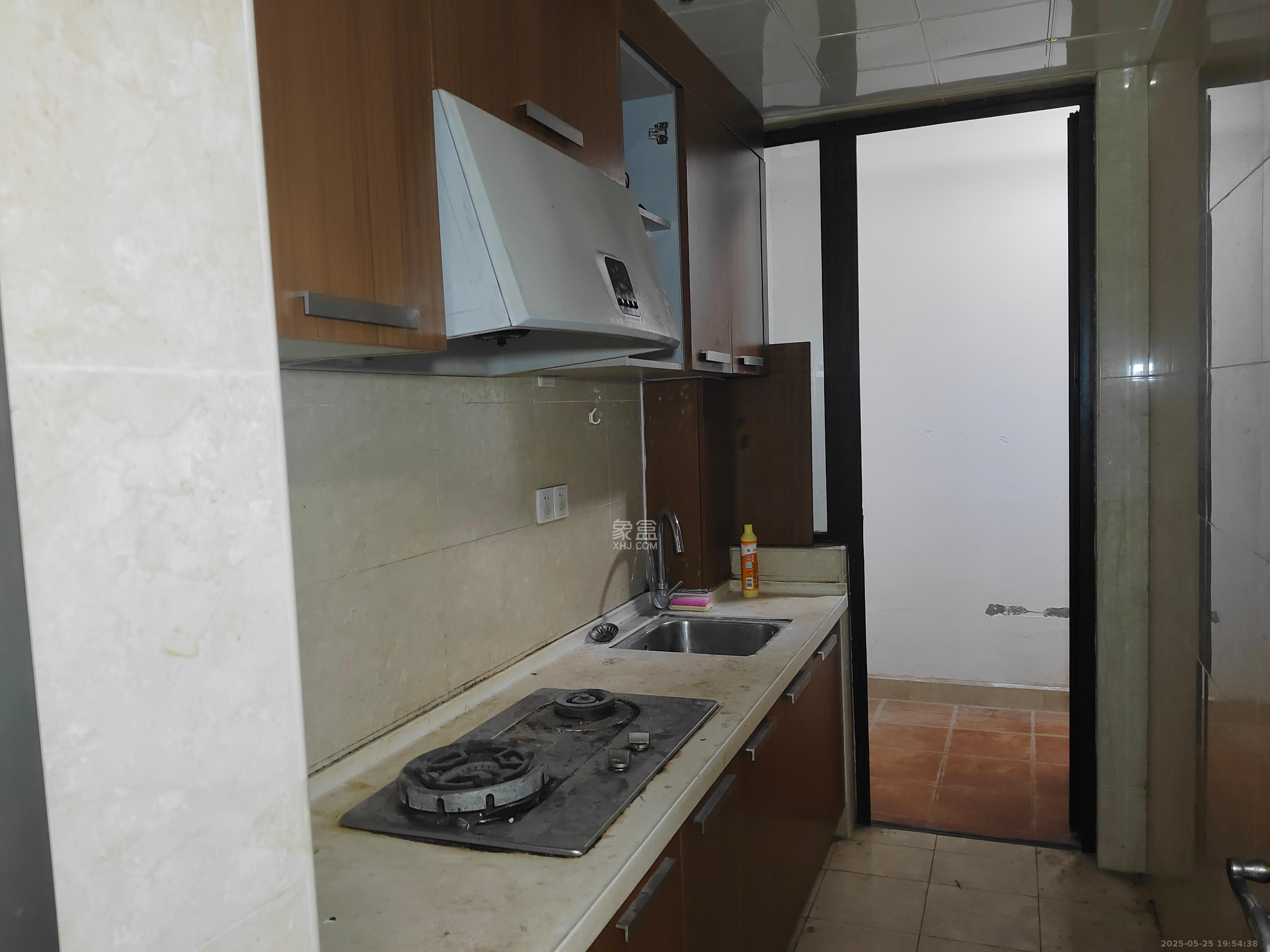 中信凯旋蓝岸(中信新城三期) 3室2厅1卫 1800.0元/月 中信凯旋蓝岸(中信新城三期) 3室2厅1卫 1800.0元/月室内图