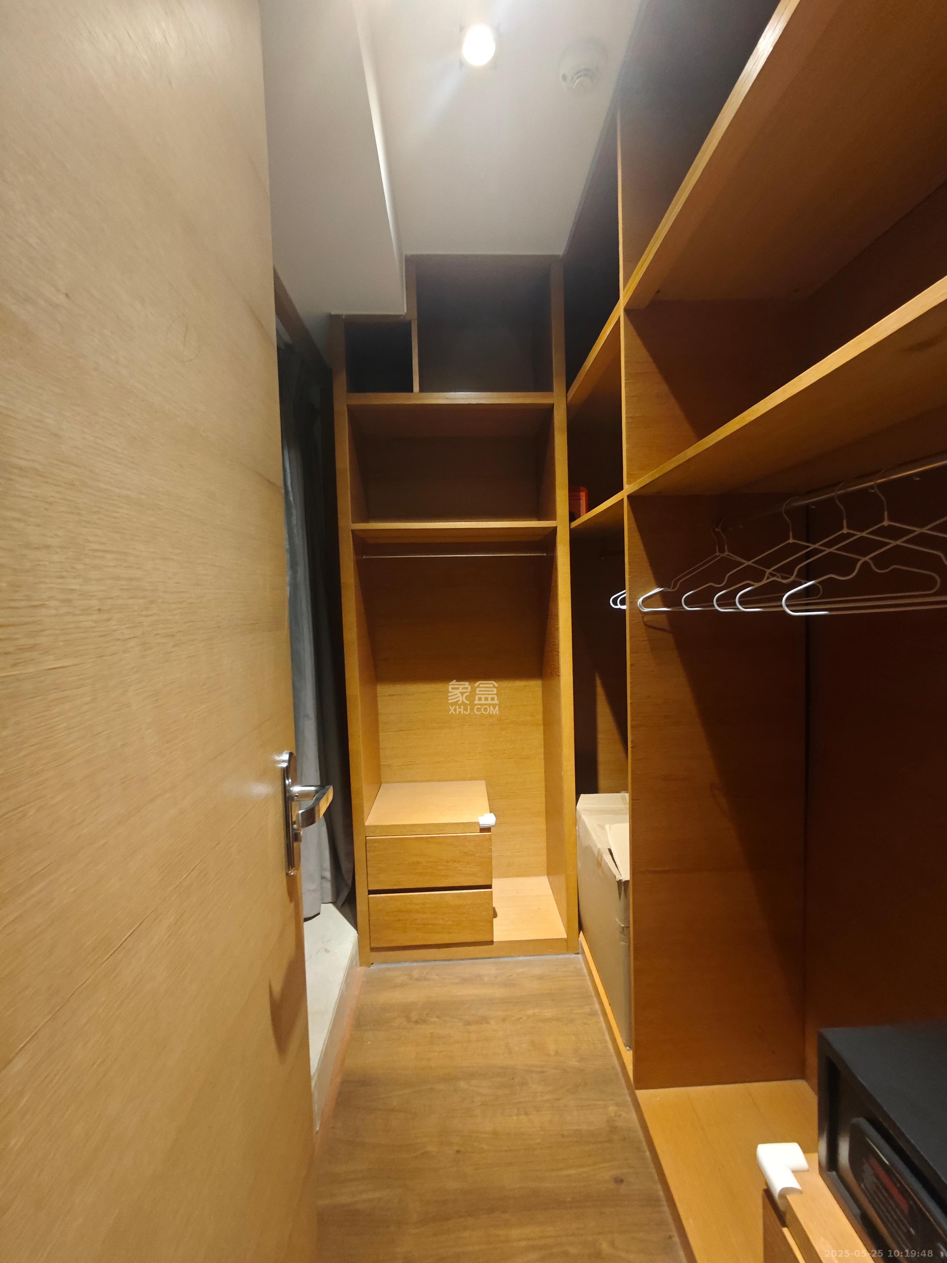 泊富公寓(泊富国际广场) 2室1厅1卫 4000.0元/月 泊富公寓(泊富国际广场) 2室1厅1卫 4000.0元/月室内图