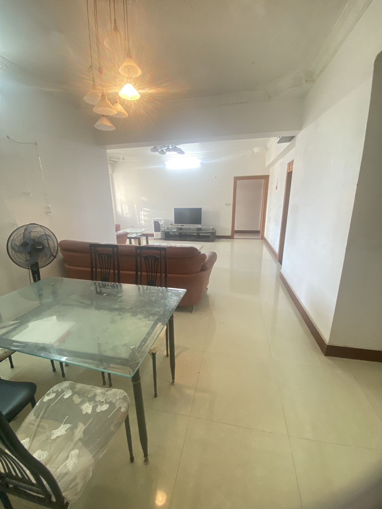 京江花园 3室2厅2卫 120.0万 京江花园 3室2厅2卫 120.0万室内图