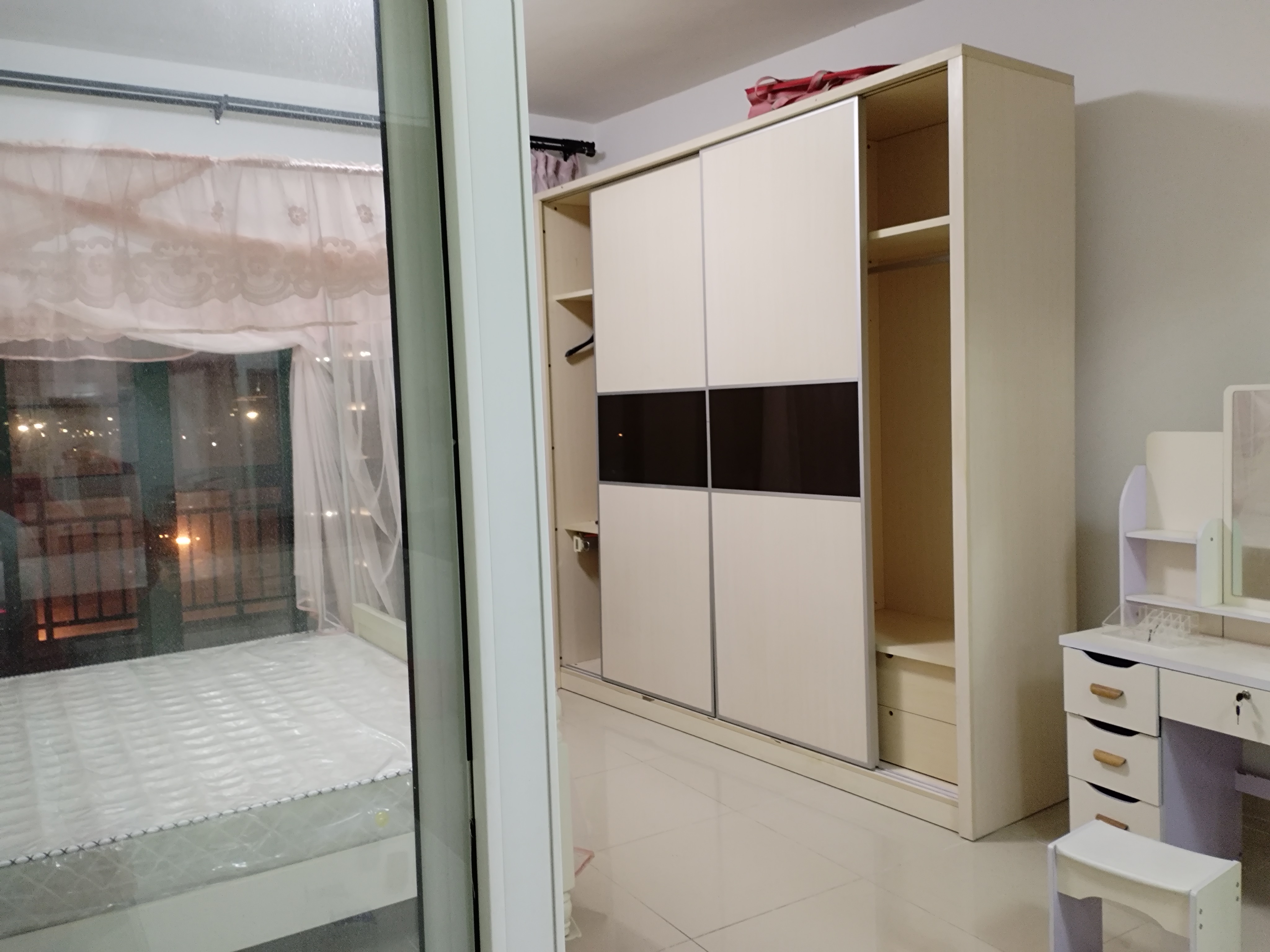 海顿大厦 2室2厅1卫 89.0万 海顿大厦 2室2厅1卫 89.0万室内图