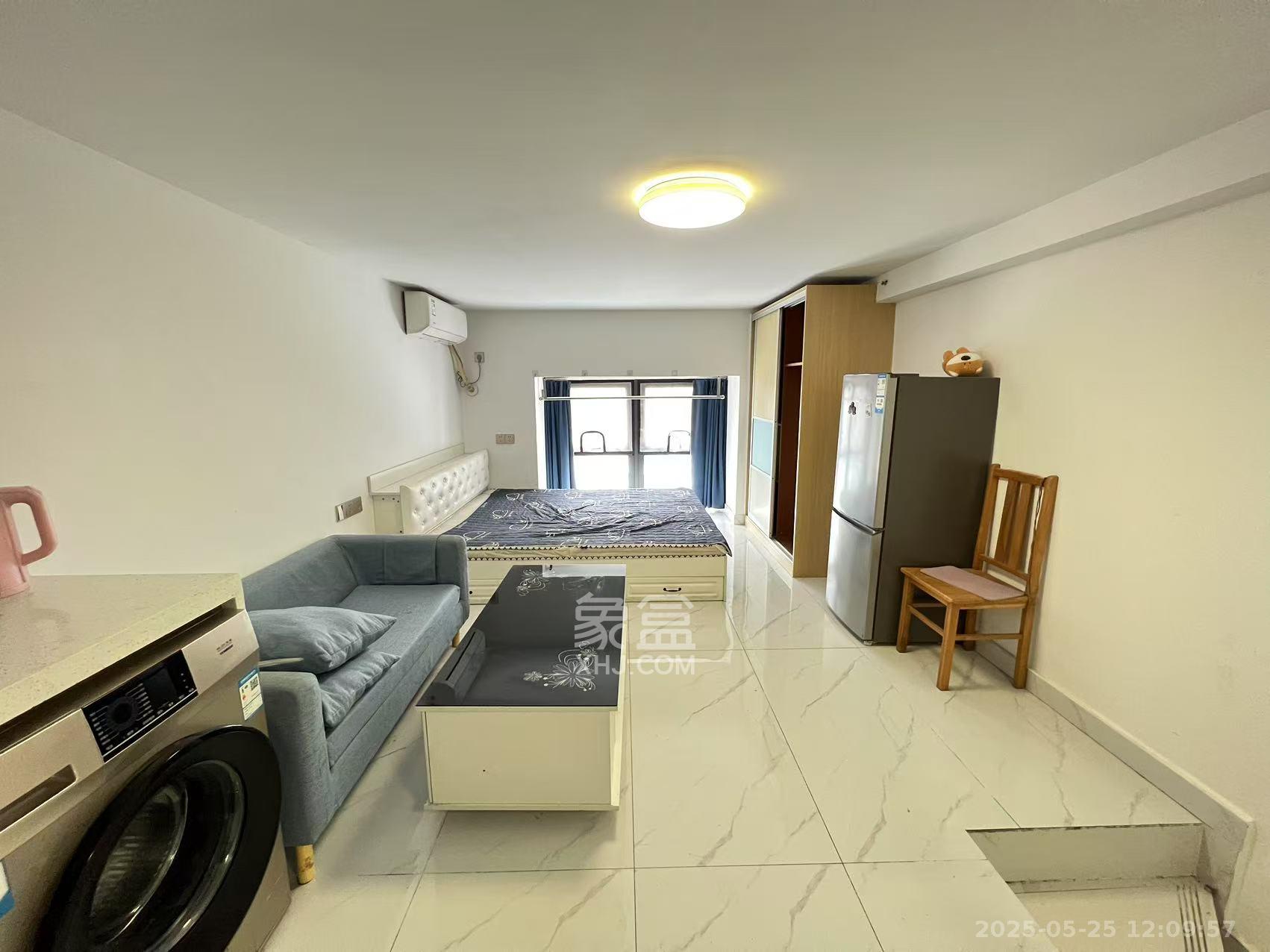 龙湖新壹城 1室1厅1卫 1500.0元/月 龙湖新壹城 1室1厅1卫 1500.0元/月室内图